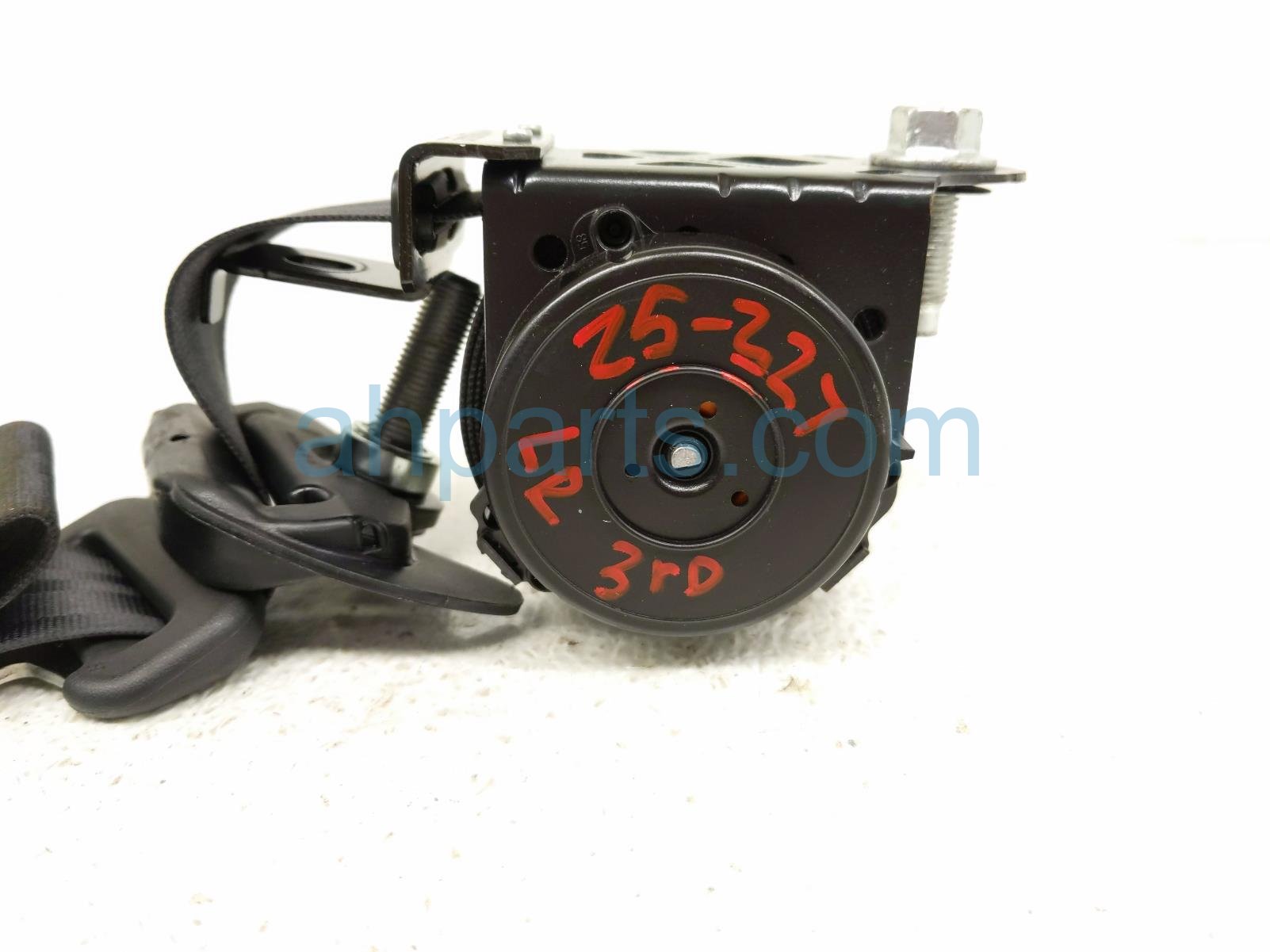 2025 Honda Pilot Rear 3rd Row Driver Seat Belt Grey 04828 T90 A00ZA Replacement 2025 Honda Pilot Rear 3rd Row Driver Seat Belt Grey 04828 T90 A00ZA Replacement thumbnail