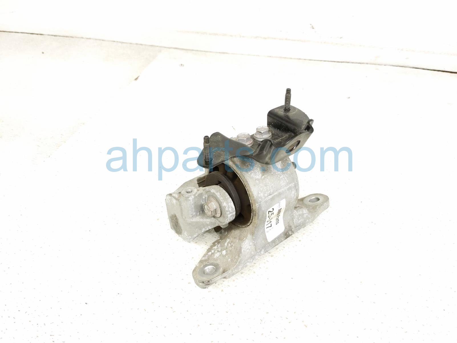 2019 Toyota Rav 4 Engine/motor Driver Transmission Mount 2.5l Awd 12306 F0050 Replacement 2019 Toyota Rav 4 Engine/motor Driver Transmission Mount 2.5l Awd 12306 F0050 Replacement thumbnail