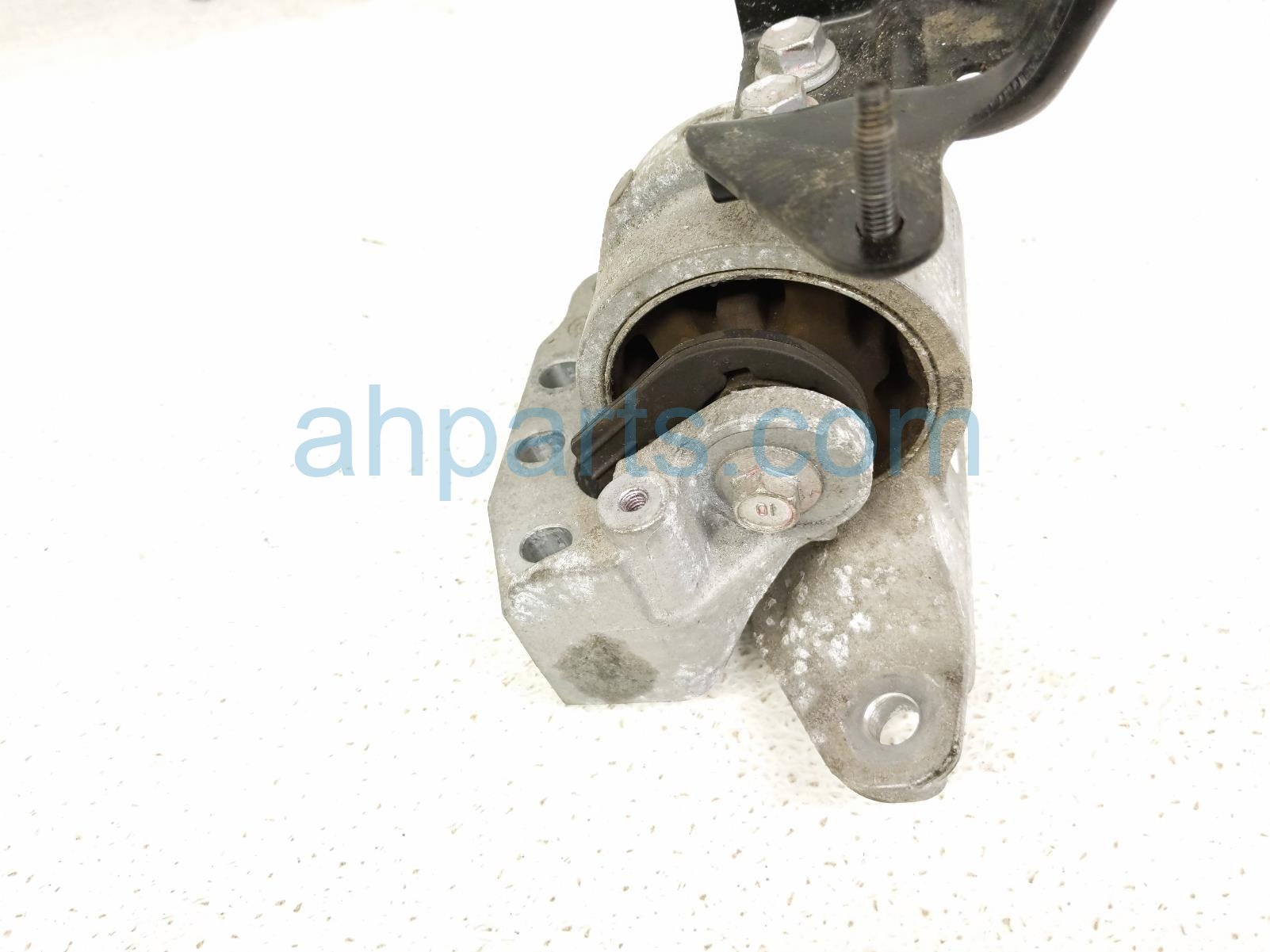 2019 Toyota Rav 4 Engine/motor Driver Transmission Mount 2.5l Awd 12306 F0050 Replacement 2019 Toyota Rav 4 Engine/motor Driver Transmission Mount 2.5l Awd 12306 F0050 Replacement thumbnail