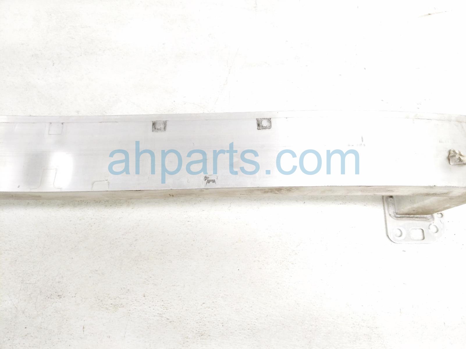 2023 Jeep Cherokee Beam Front Bumper Reinforcement Bar 68285642AA Replacement 2023 Jeep Cherokee Beam Front Bumper Reinforcement Bar 68285642AA Replacement thumbnail