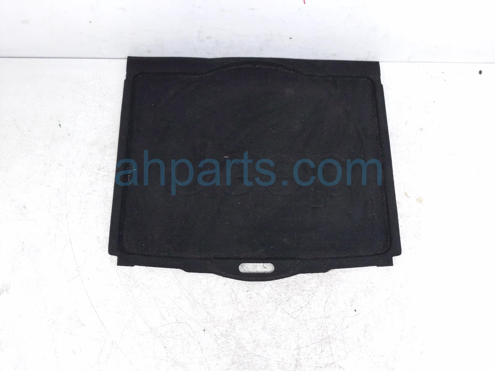 2018 Jeep Renegade Rear Cargo Floor Liner Panel Blk 5VW05LXHAA Replacement 2018 Jeep Renegade Rear Cargo Floor Liner Panel Blk 5VW05LXHAA Replacement thumbnail