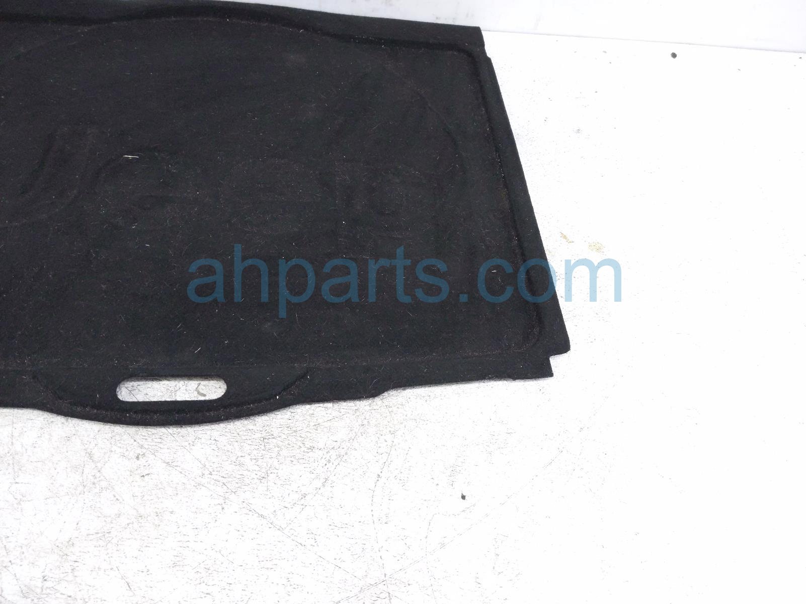 2018 Jeep Renegade Rear Cargo Floor Liner Panel Blk 5VW05LXHAA Replacement 2018 Jeep Renegade Rear Cargo Floor Liner Panel Blk 5VW05LXHAA Replacement thumbnail