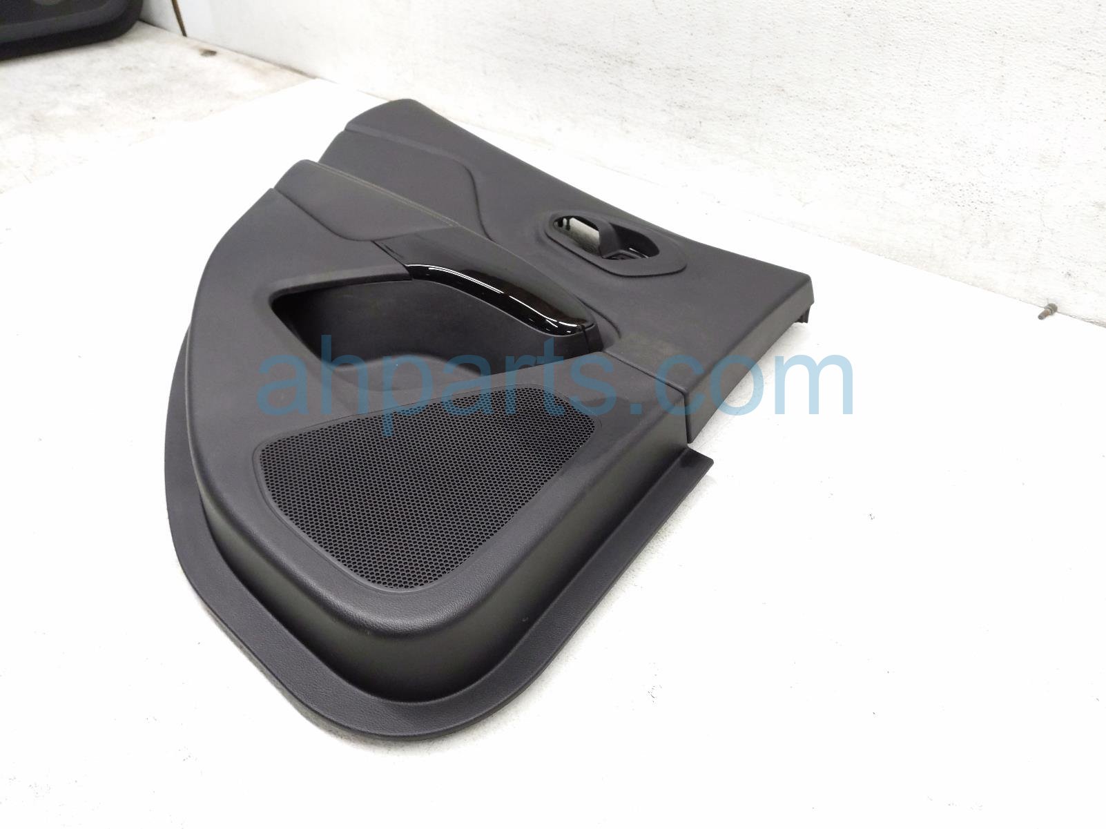 2023 Jeep Cherokee Trim / Liner Rear Driver Interior Door Panel Black 6NS294X9AC Replacement 2023 Jeep Cherokee Trim / Liner Rear Driver Interior Door Panel Black 6NS294X9AC Replacement thumbnail