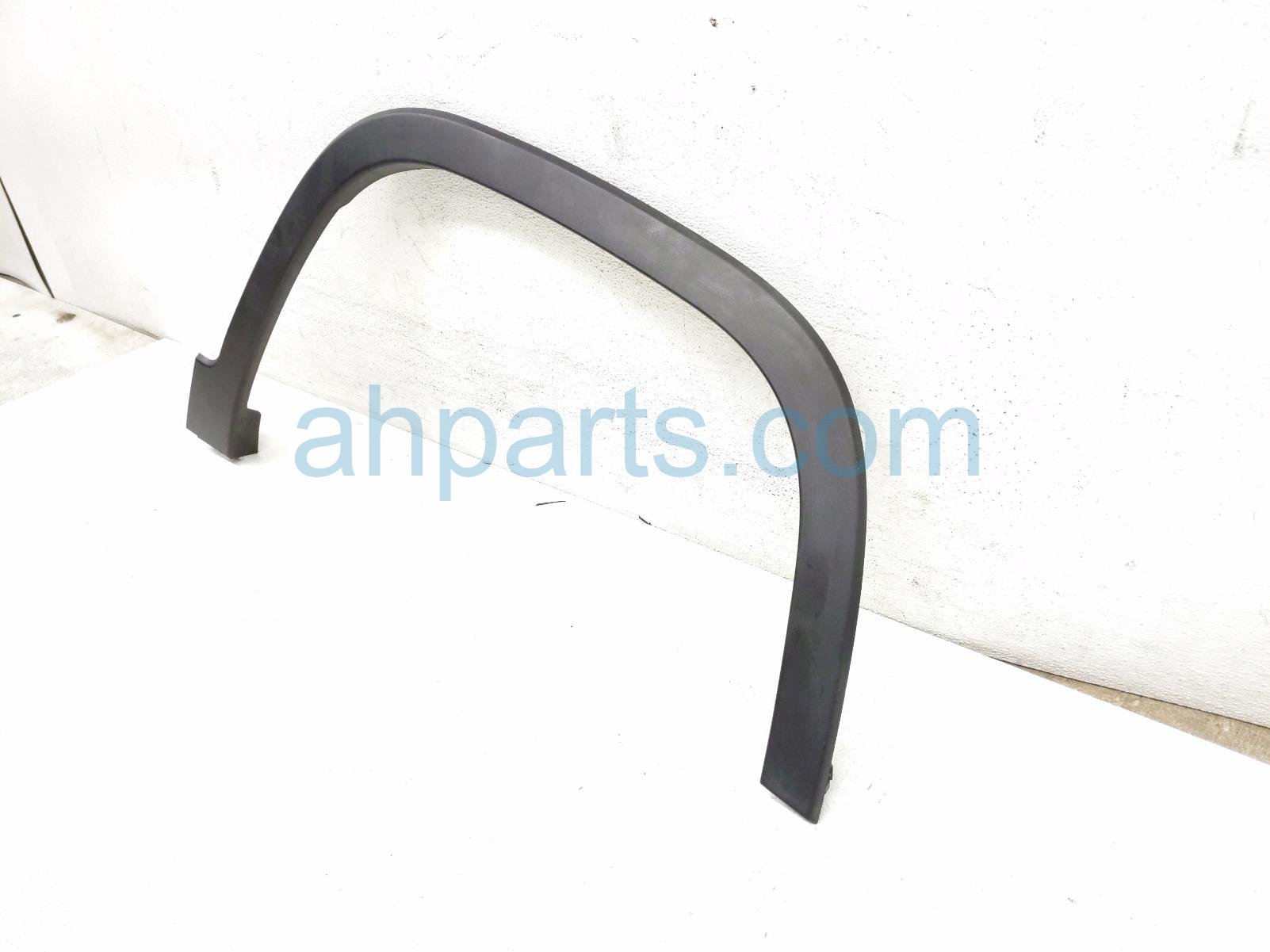 2023 Jeep Cherokee Front Passenger Fender Flare Blue 68315994AB Replacement 2023 Jeep Cherokee Front Passenger Fender Flare Blue 68315994AB Replacement thumbnail