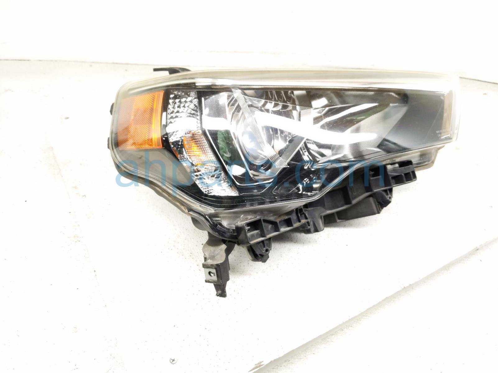 2016 Toyota 4 Runner Headlight Driver Headlamp / Light 81170 35571 Replacement 2016 Toyota 4 Runner Headlight Driver Headlamp / Light 81170 35571 Replacement thumbnail