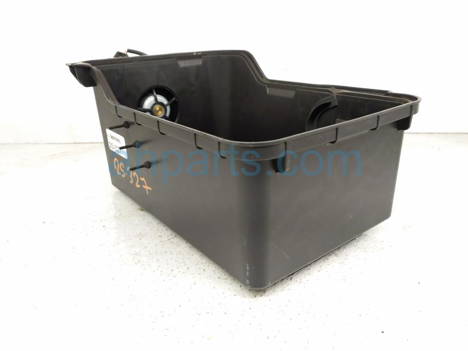 2025 Honda Pilot Tray Battery Box W/blower Vent Assy 31521 TYA A0 Replacement 2025 Honda Pilot Tray Battery Box W/blower Vent Assy 31521 TYA A0 Replacement thumbnail