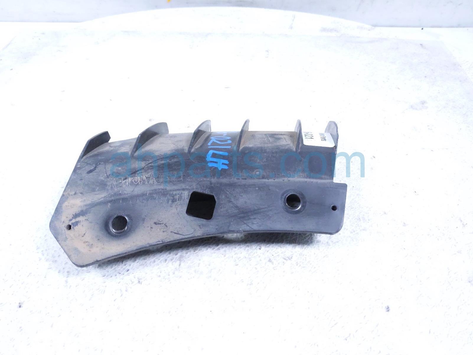 2019 Tesla Tesla 3 Front Driver Reinforcement Bracket 1084169 00 B Replacement 2019 Tesla Tesla 3 Front Driver Reinforcement Bracket 1084169 00 B Replacement thumbnail