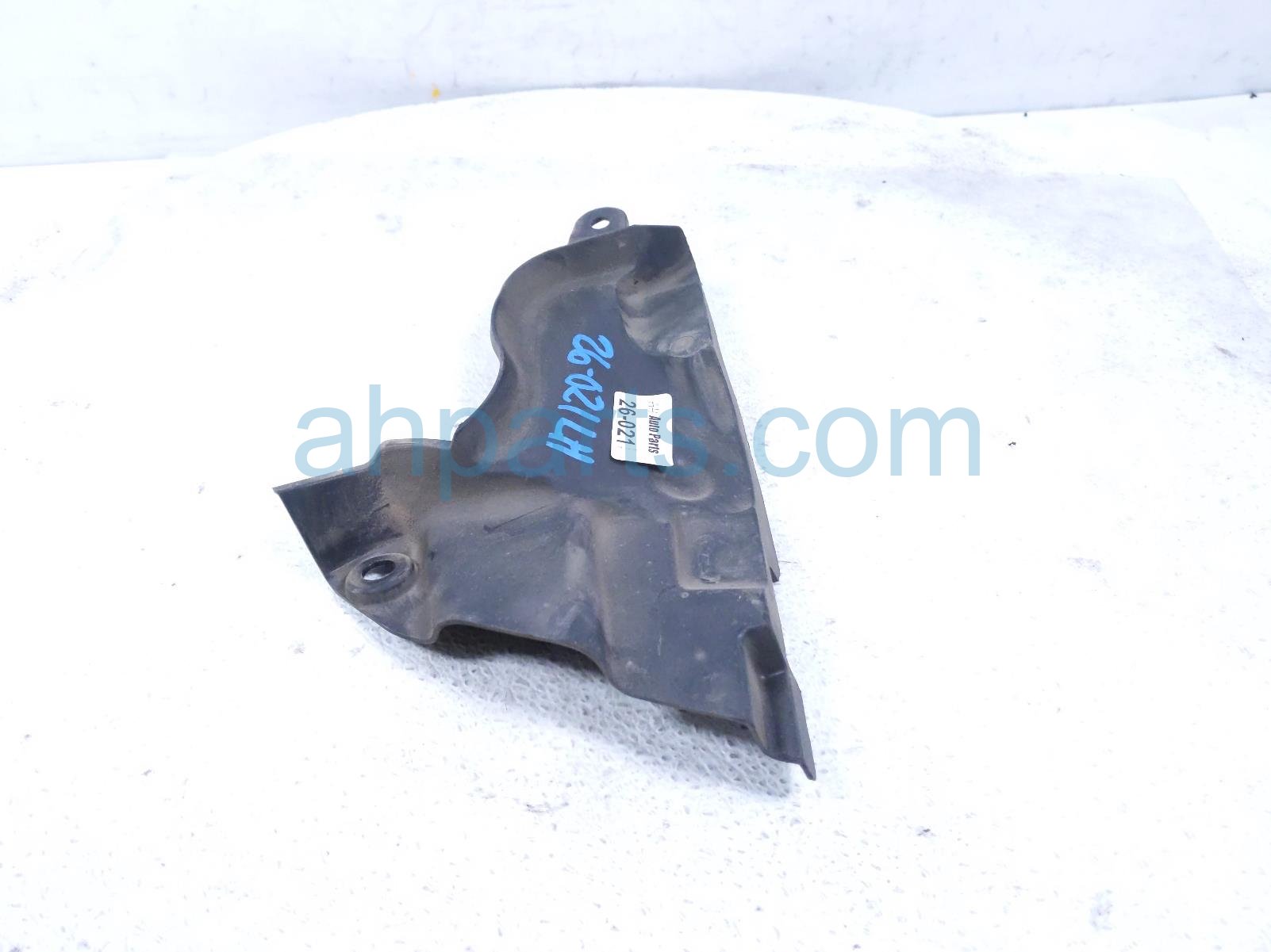 2019 Tesla Tesla 3 Timing Belt Driver Shock Tower Cover 1081694 00 A Replacement 2019 Tesla Tesla 3 Timing Belt Driver Shock Tower Cover 1081694 00 A Replacement thumbnail