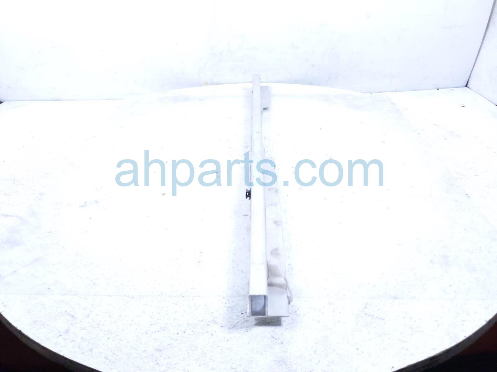 2019 Tesla Tesla 3 Beam Front Bumper Reinforcement Bar 1109808 00 C Replacement 2019 Tesla Tesla 3 Beam Front Bumper Reinforcement Bar 1109808 00 C Replacement thumbnail