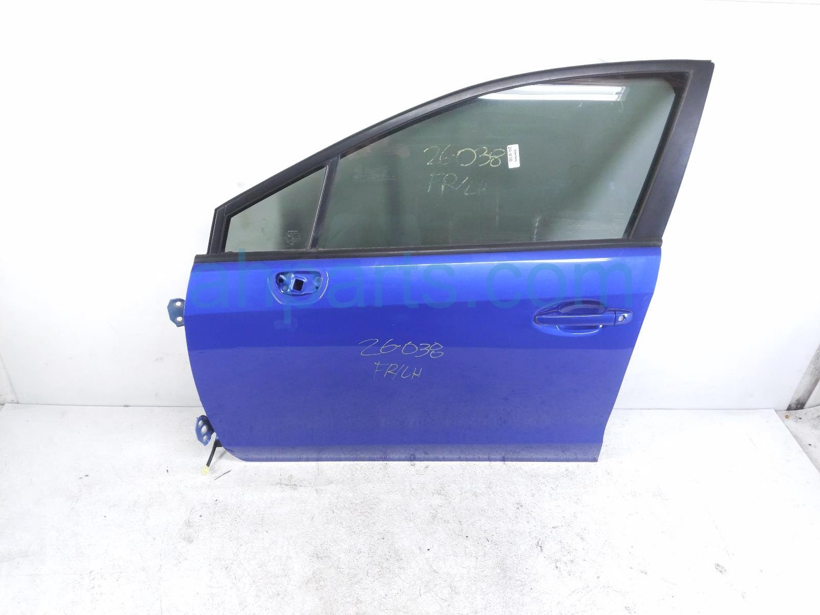 Subaru FR/LH DOOR - BLUE - NO MIRROR/TRIM
