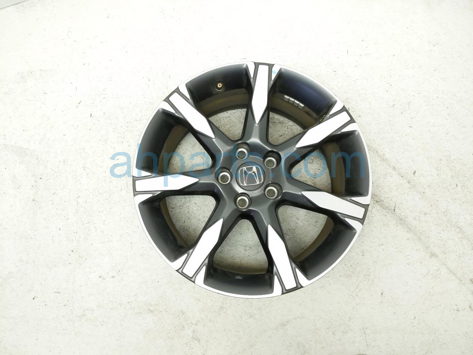 Honda RR/RH WHEEL / RIM - LIGHT CURB