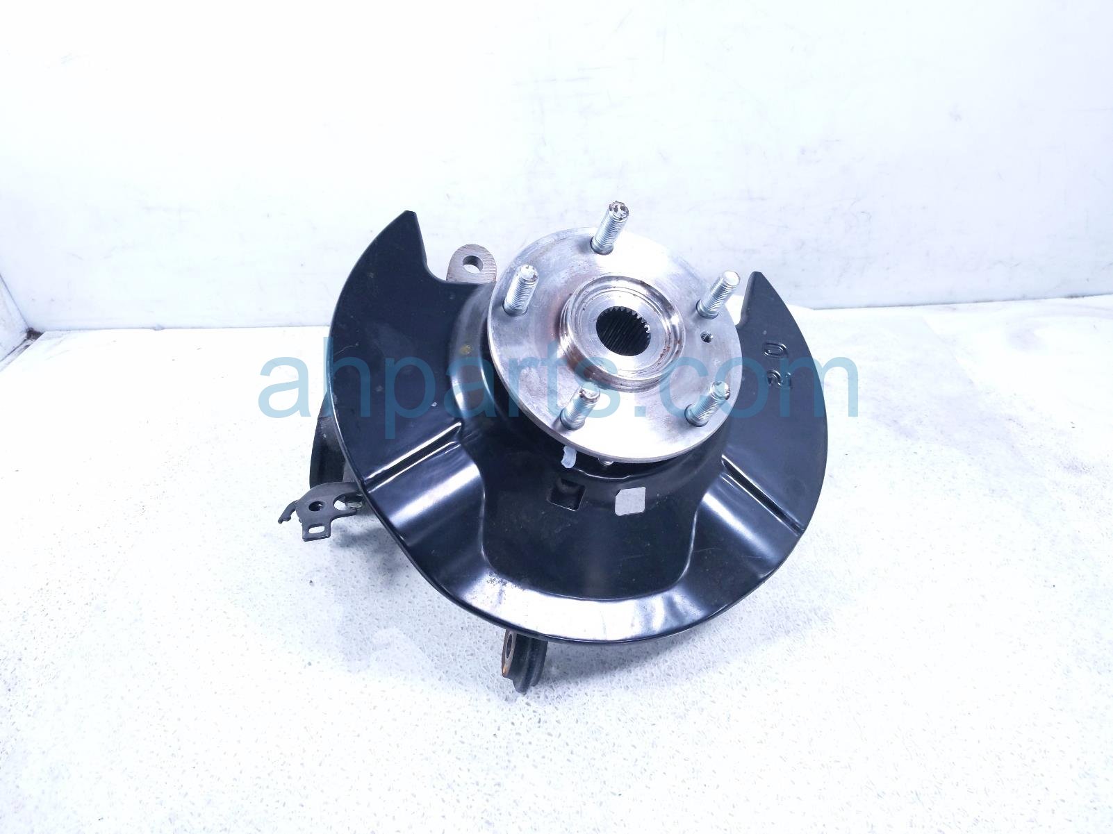 Honda FR/RH SPINDLE KNUCKLE HUB -