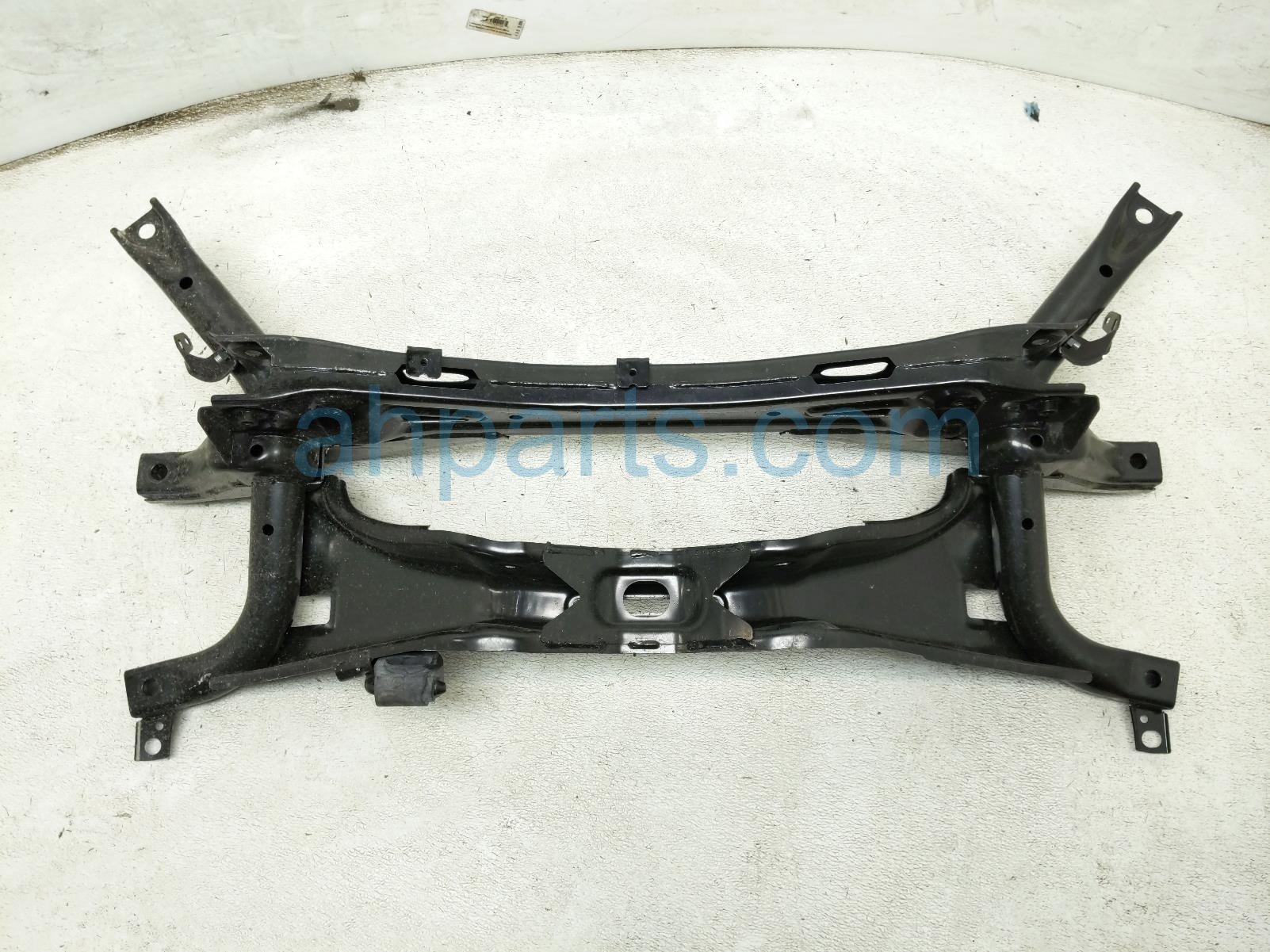 Honda REAR SUB FRAME / CRADLE