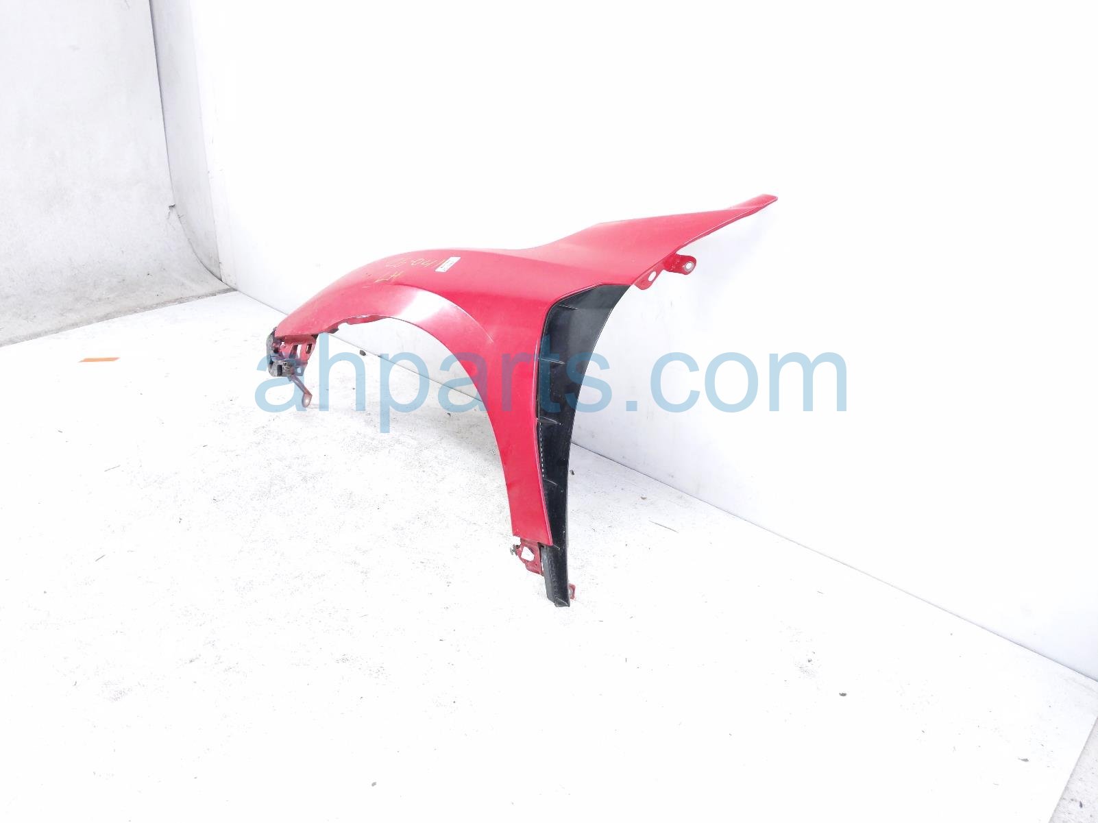 2021 Honda Civic Front Driver Fender Red 60260 TGH A00ZZ Replacement 2021 Honda Civic Front Driver Fender Red 60260 TGH A00ZZ Replacement thumbnail