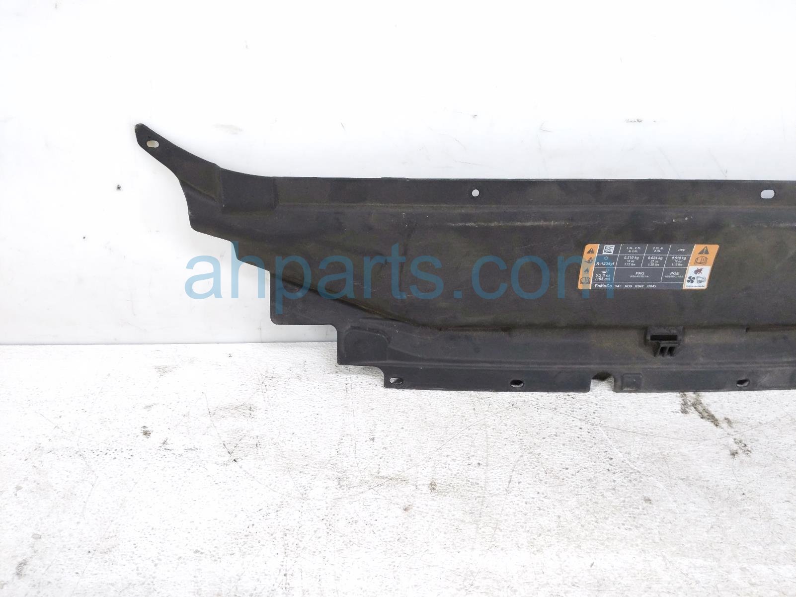 2017 Ford Fusion Grille Upper Radiator Support Sight Shield DS7Z 16A238 A Replacement 2017 Ford Fusion Grille Upper Radiator Support Sight Shield DS7Z 16A238 A Replacement thumbnail