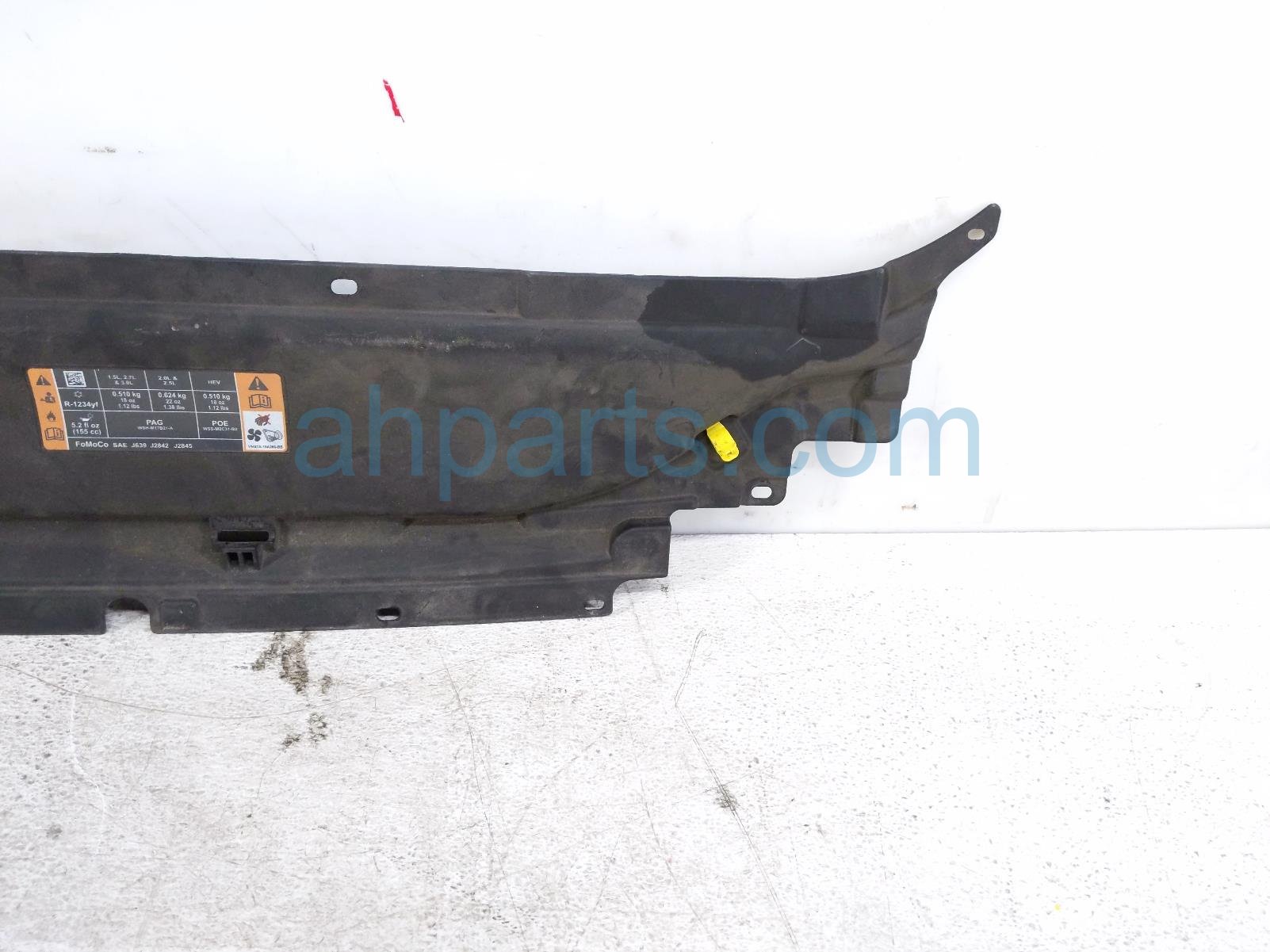 2017 Ford Fusion Grille Upper Radiator Support Sight Shield DS7Z 16A238 A Replacement 2017 Ford Fusion Grille Upper Radiator Support Sight Shield DS7Z 16A238 A Replacement thumbnail