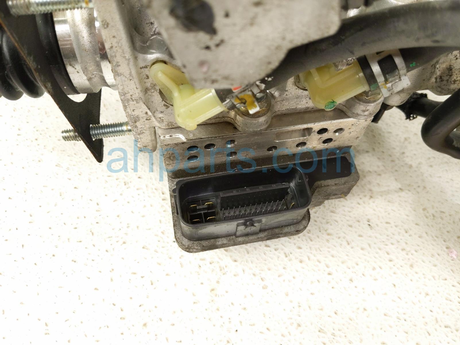 2019 Toyota Rav 4 (anti Lock Brake) Abs/vsa Pump Modulator Awd 47050 42190 Replacement 2019 Toyota Rav 4 (anti Lock Brake) Abs/vsa Pump Modulator Awd 47050 42190 Replacement thumbnail