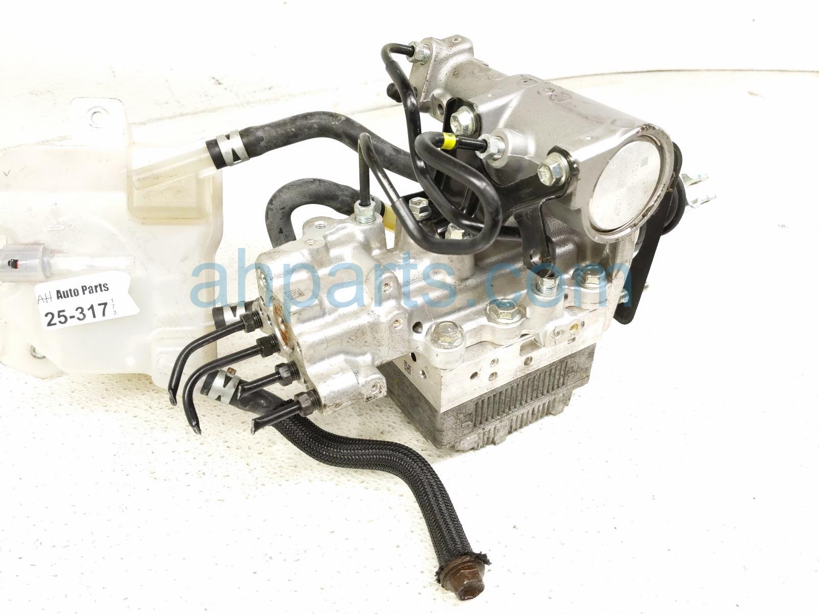 2019 Toyota Rav 4 (anti Lock Brake) Abs/vsa Pump Modulator Awd 47050 42190 Replacement 2019 Toyota Rav 4 (anti Lock Brake) Abs/vsa Pump Modulator Awd 47050 42190 Replacement thumbnail