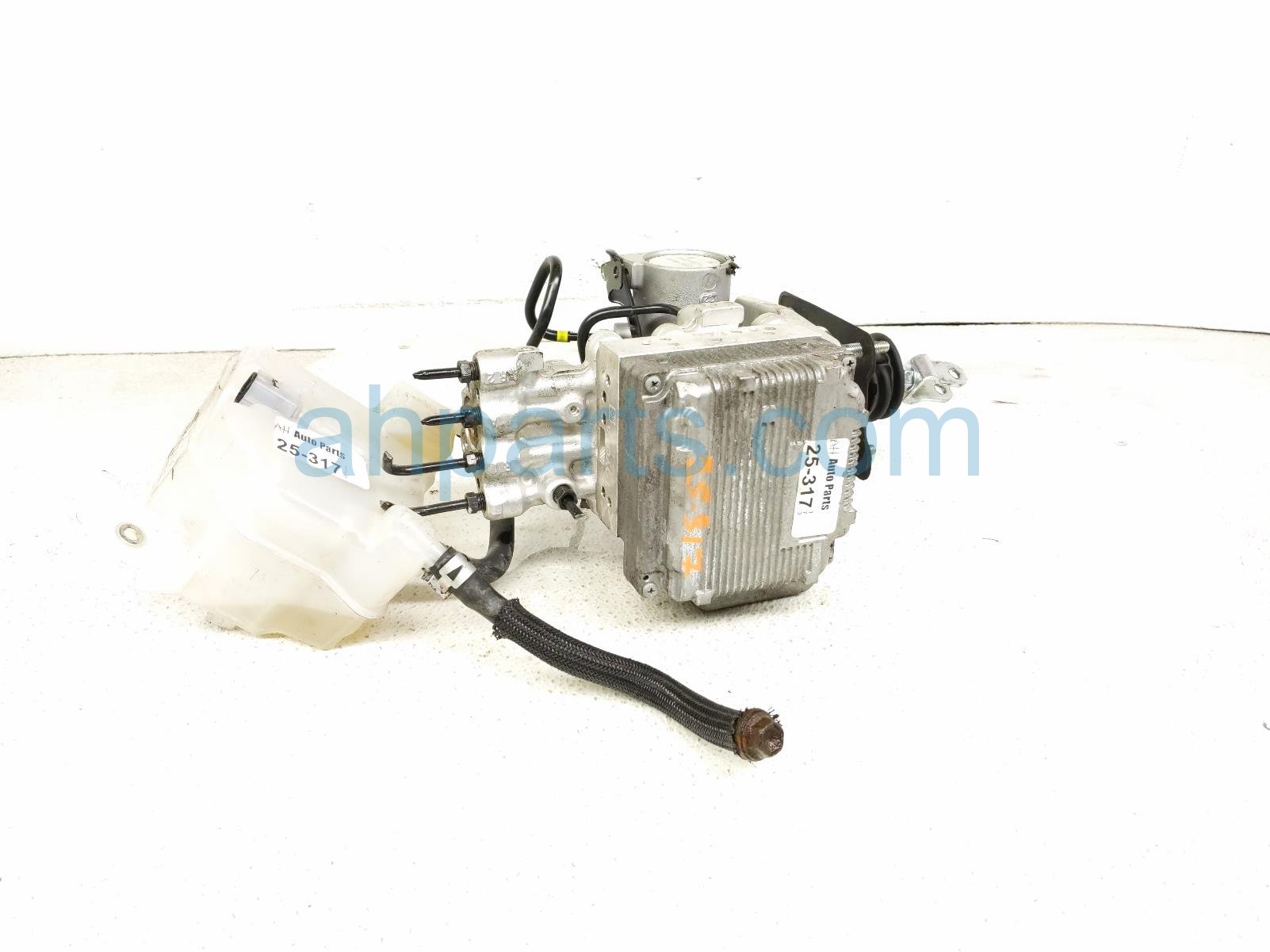 2019 Toyota Rav 4 (anti Lock Brake) Abs/vsa Pump Modulator Awd 47050 42190 Replacement 2019 Toyota Rav 4 (anti Lock Brake) Abs/vsa Pump Modulator Awd 47050 42190 Replacement thumbnail
