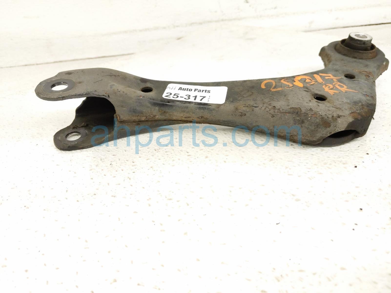 2019 Toyota Rav 4 Rear Passenger Upper Control Arm 48770 0R020 Replacement 2019 Toyota Rav 4 Rear Passenger Upper Control Arm 48770 0R020 Replacement thumbnail