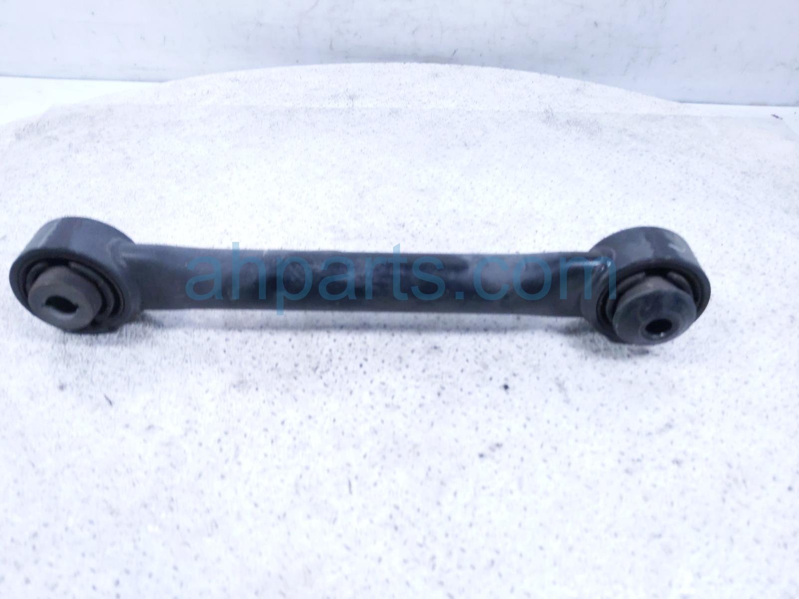 2017 Ford Fusion Lower Rear Passenger Trailing Control Arm DG9Z 5K898 B Replacement 2017 Ford Fusion Lower Rear Passenger Trailing Control Arm DG9Z 5K898 B Replacement thumbnail