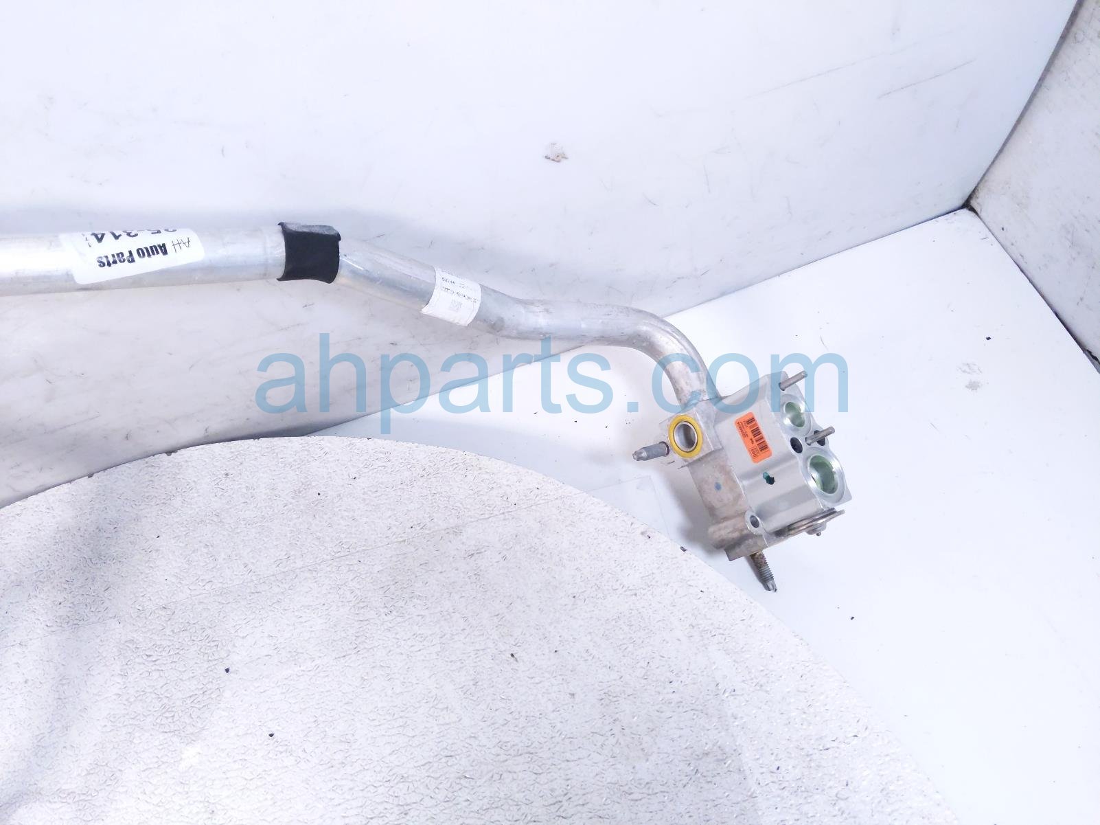 2023 Volvo Xc90 Ac Hose Line A/c Evaporator Pipe Hybrid 2.0l 32260834 Replacement 2023 Volvo Xc90 Ac Hose Line A/c Evaporator Pipe Hybrid 2.0l 32260834 Replacement thumbnail