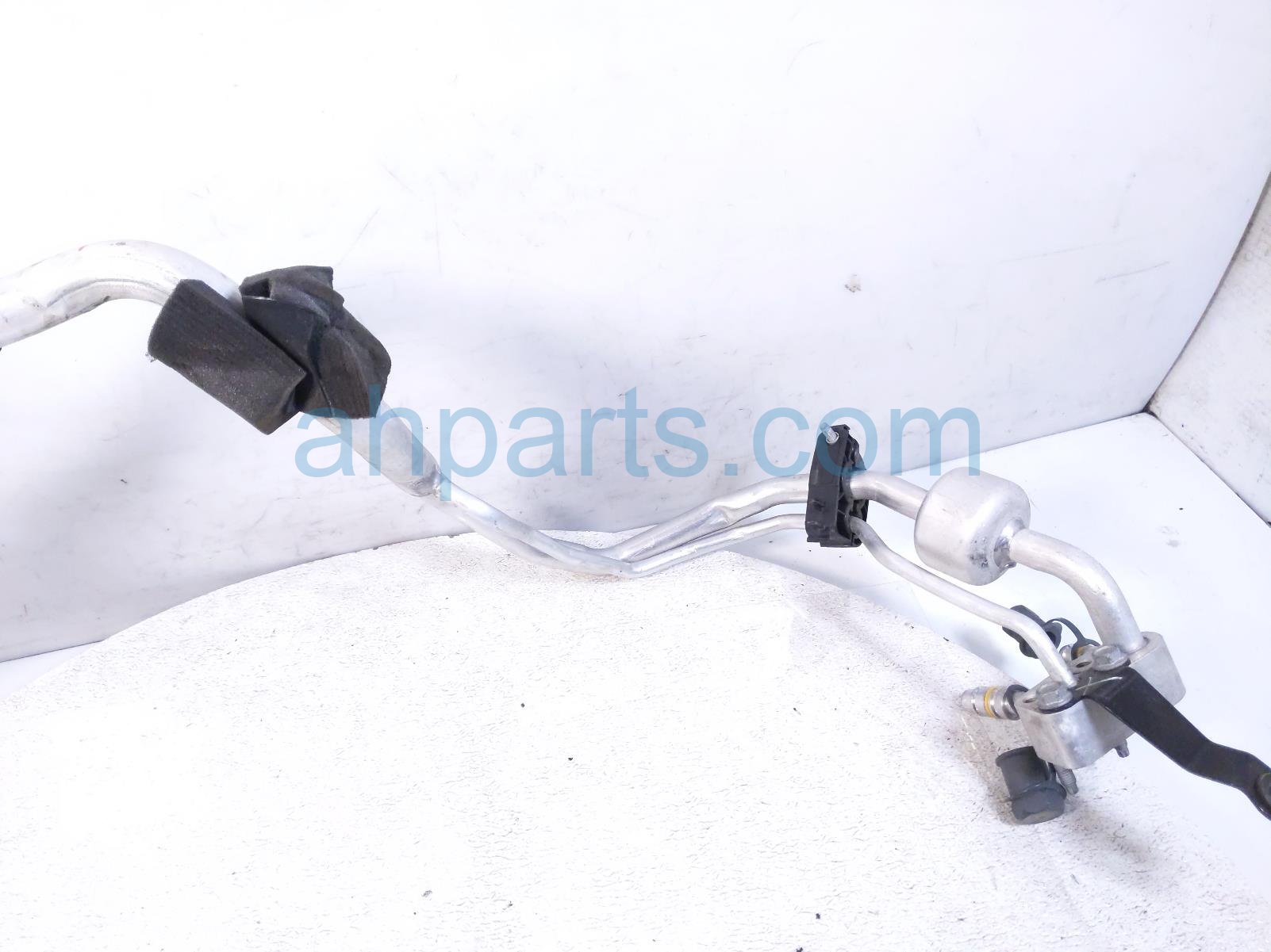 2023 Volvo Xc90 Ac Hose Line A/c Evaporator Pipe Hybrid 2.0l 32260834 Replacement 2023 Volvo Xc90 Ac Hose Line A/c Evaporator Pipe Hybrid 2.0l 32260834 Replacement thumbnail