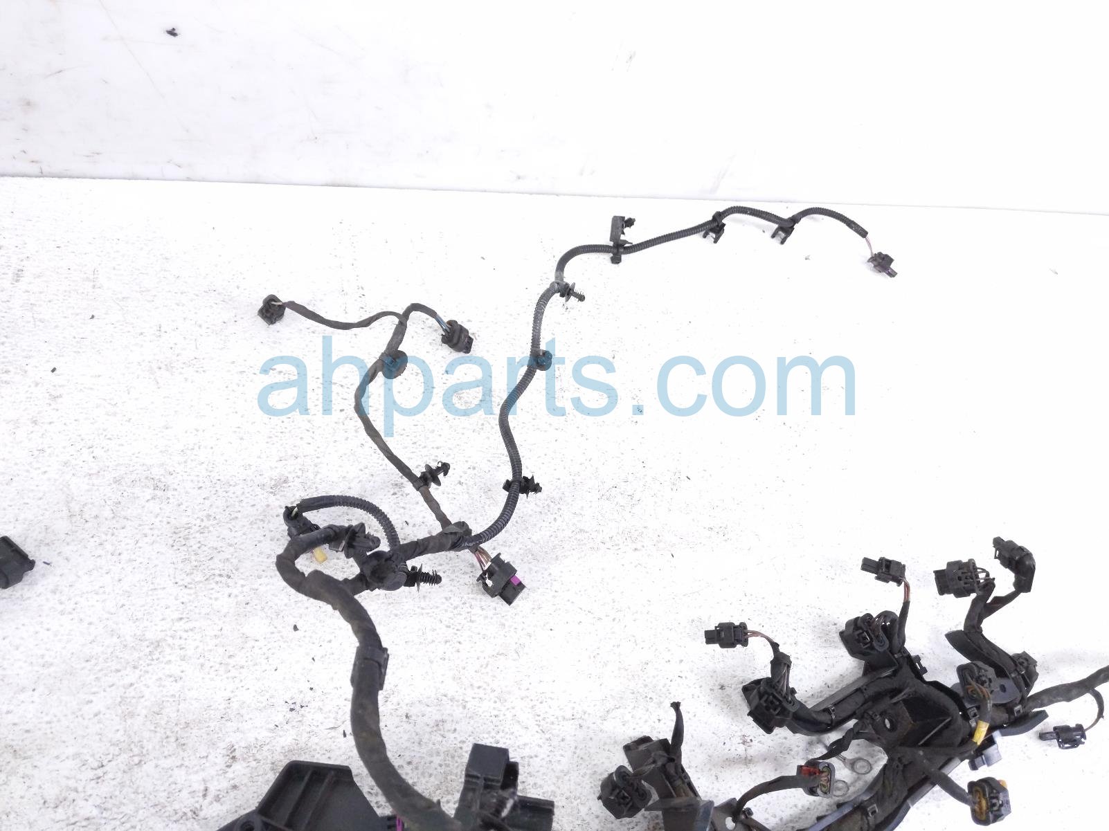 2023 Volvo Xc90 Main Engine Wire Harness Hyb Awd 32356731 Replacement 2023 Volvo Xc90 Main Engine Wire Harness Hyb Awd 32356731 Replacement thumbnail