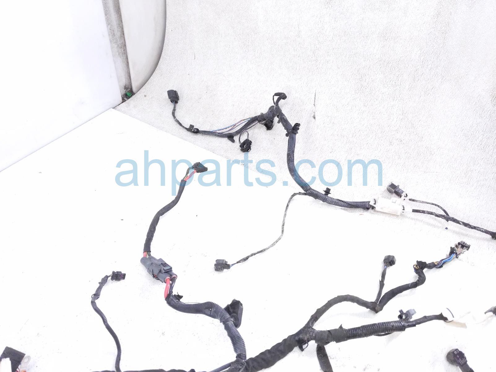 2023 Volvo Xc90 Engine Bay Wiring Harness W/fusebox 32200112 Replacement 2023 Volvo Xc90 Engine Bay Wiring Harness W/fusebox 32200112 Replacement thumbnail