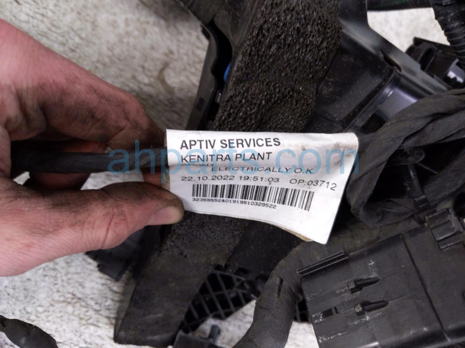 2023 Volvo Xc90 Engine Bay Wiring Harness W/fusebox 32200112 Replacement 2023 Volvo Xc90 Engine Bay Wiring Harness W/fusebox 32200112 Replacement thumbnail