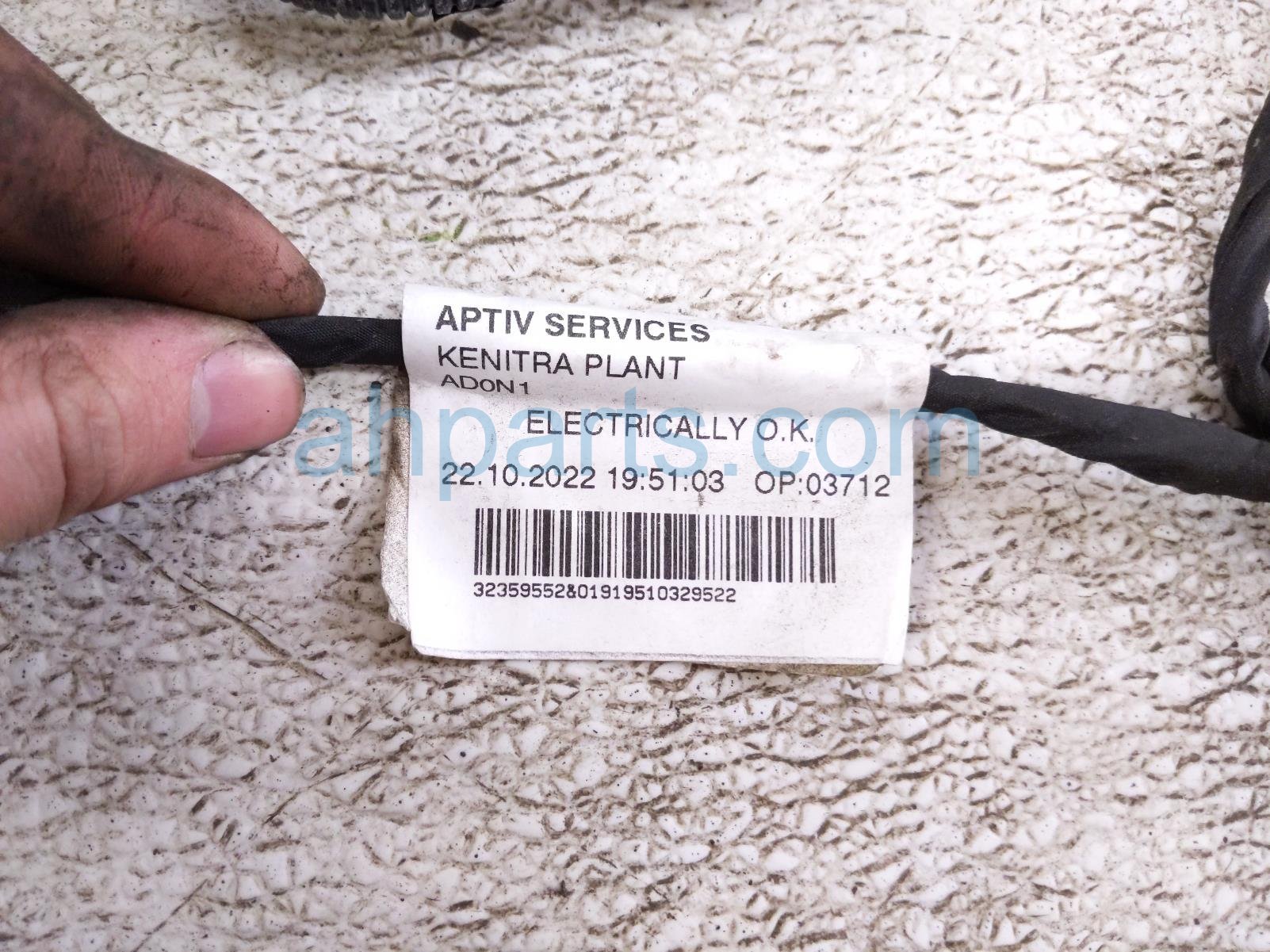 2023 Volvo Xc90 Engine Bay Wiring Harness W/fusebox 32200112 Replacement 2023 Volvo Xc90 Engine Bay Wiring Harness W/fusebox 32200112 Replacement thumbnail