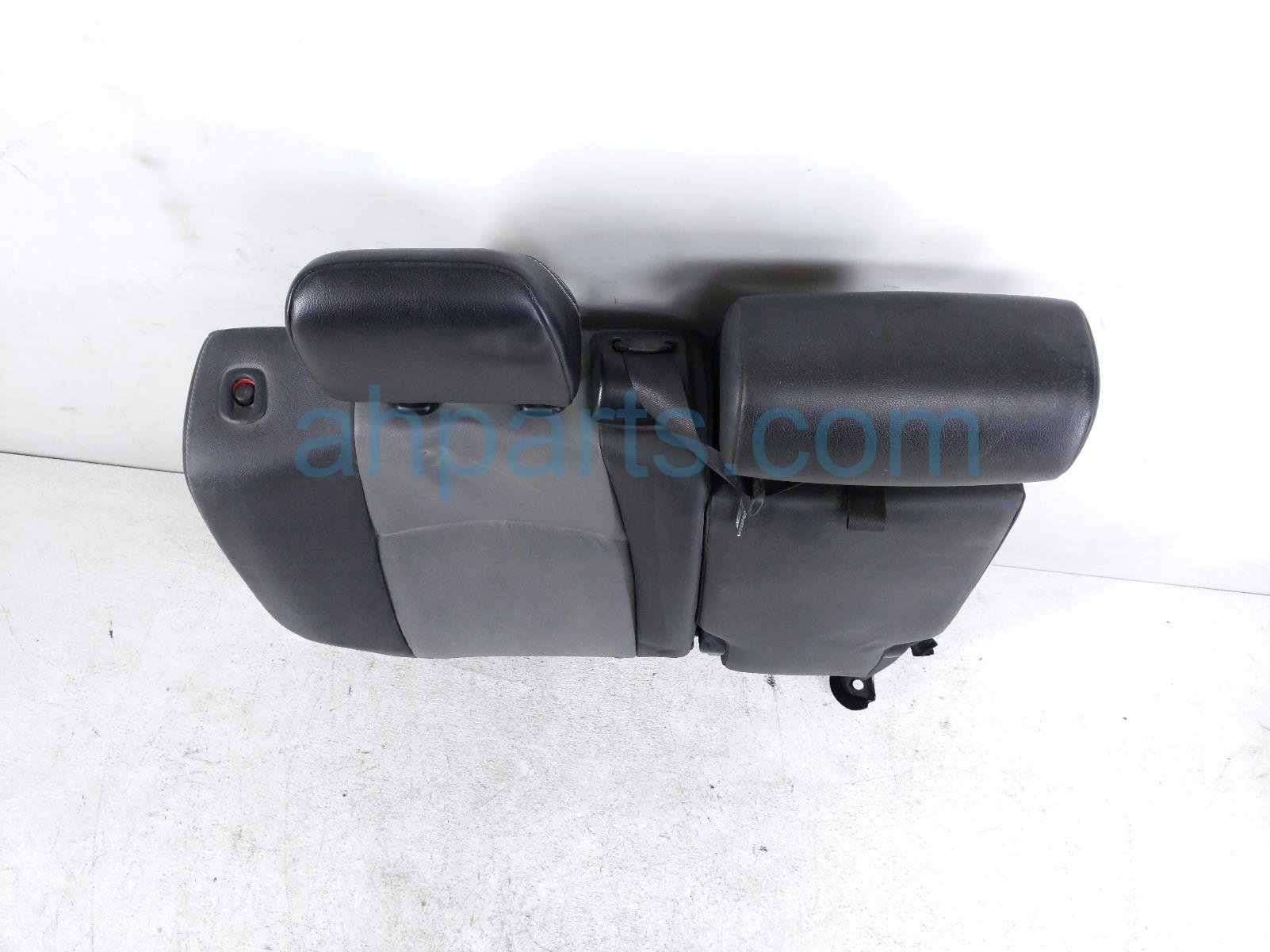 2016 Toyota 4 Runner (2nd Row) Rear Driver Seat Back Cushion Grey 71651 60500 Replacement 2016 Toyota 4 Runner (2nd Row) Rear Driver Seat Back Cushion Grey 71651 60500 Replacement thumbnail