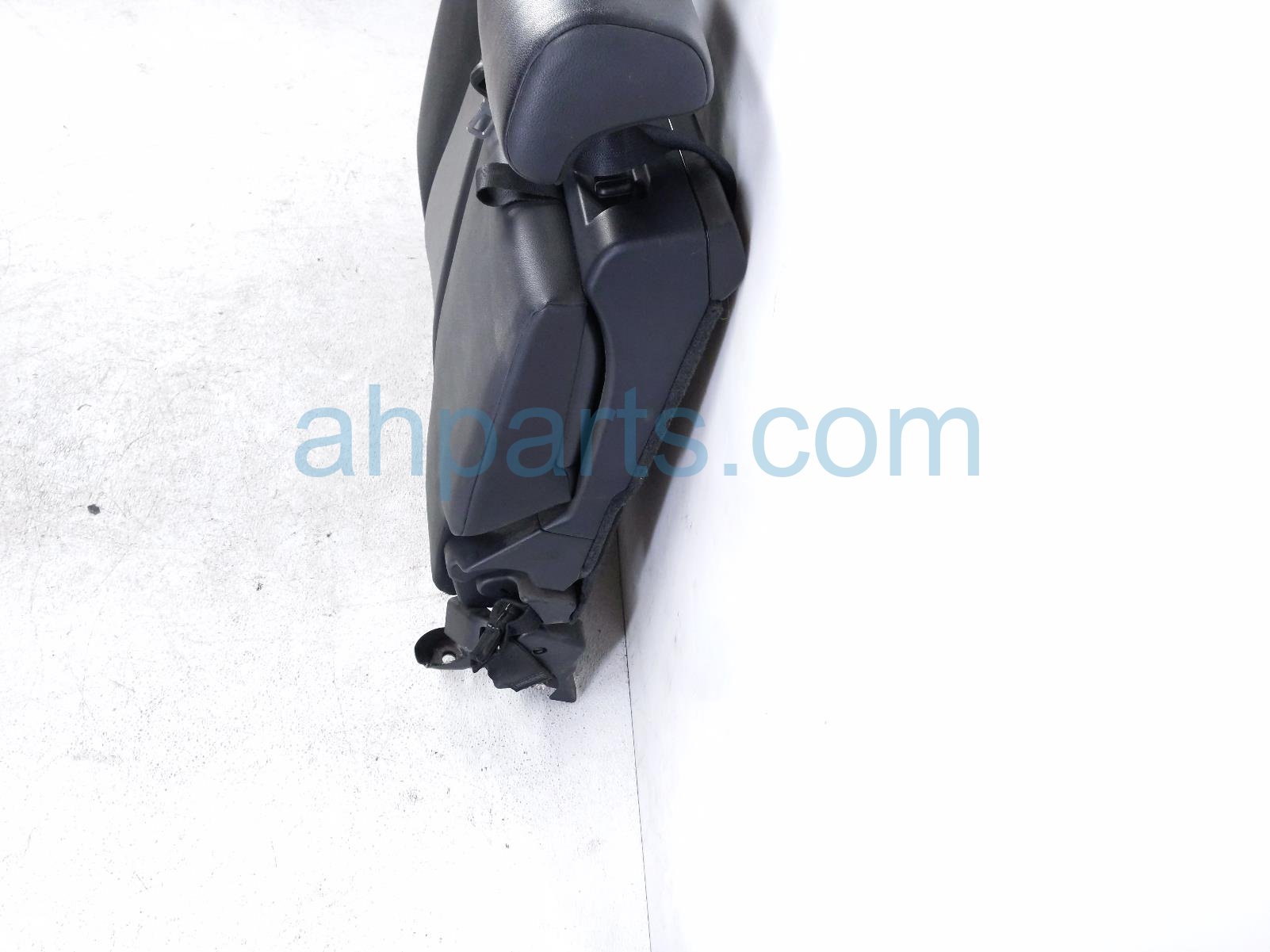 2016 Toyota 4 Runner (2nd Row) Rear Driver Seat Back Cushion Grey 71651 60500 Replacement 2016 Toyota 4 Runner (2nd Row) Rear Driver Seat Back Cushion Grey 71651 60500 Replacement thumbnail