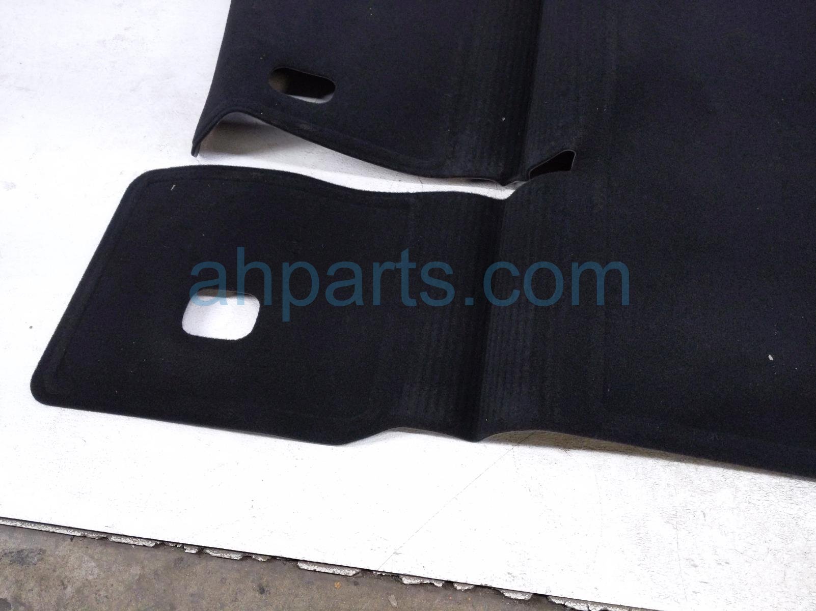 2022 Kia Stinger Rear Cargo Floor Carpet Black 85710 J5000WK Replacement 2022 Kia Stinger Rear Cargo Floor Carpet Black 85710 J5000WK Replacement thumbnail