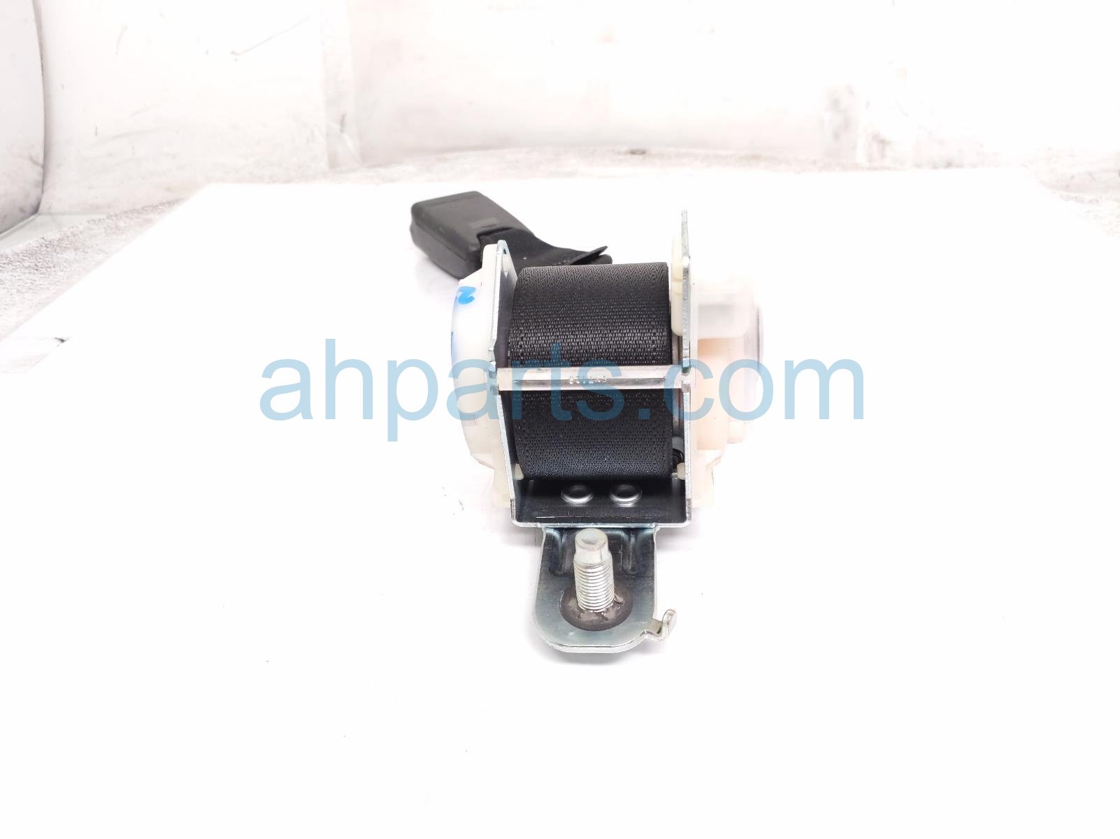 2017 Honda Civic Rear 2nd Row Mid Seat Belt Black Sdn 04826 TBA A01ZA Replacement 2017 Honda Civic Rear 2nd Row Mid Seat Belt Black Sdn 04826 TBA A01ZA Replacement thumbnail
