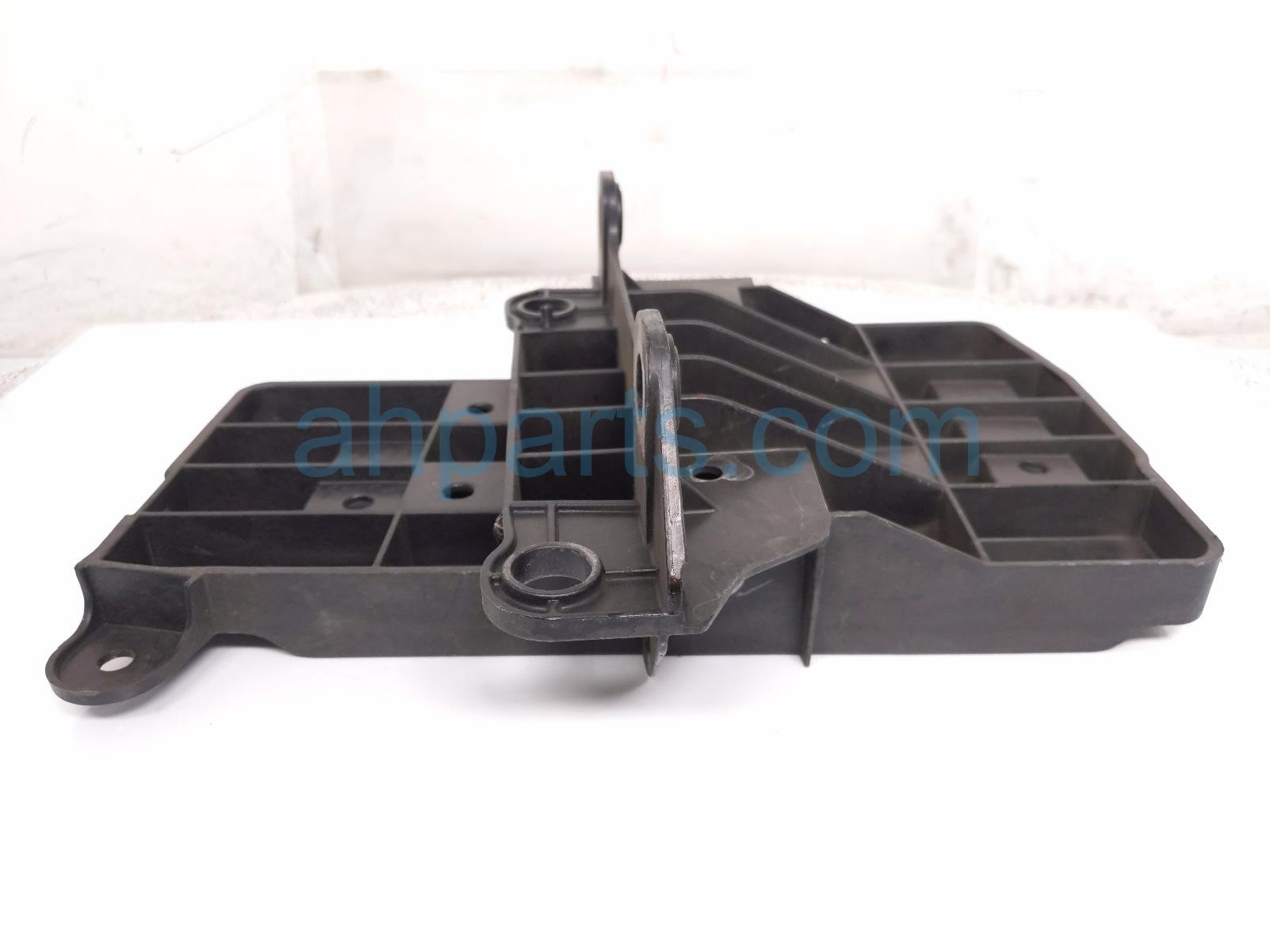 2022 Acura MDX Battery Base Tray Assy 3.5l Awd 74190 TYA A00 Replacement 2022 Acura MDX Battery Base Tray Assy 3.5l Awd 74190 TYA A00 Replacement thumbnail