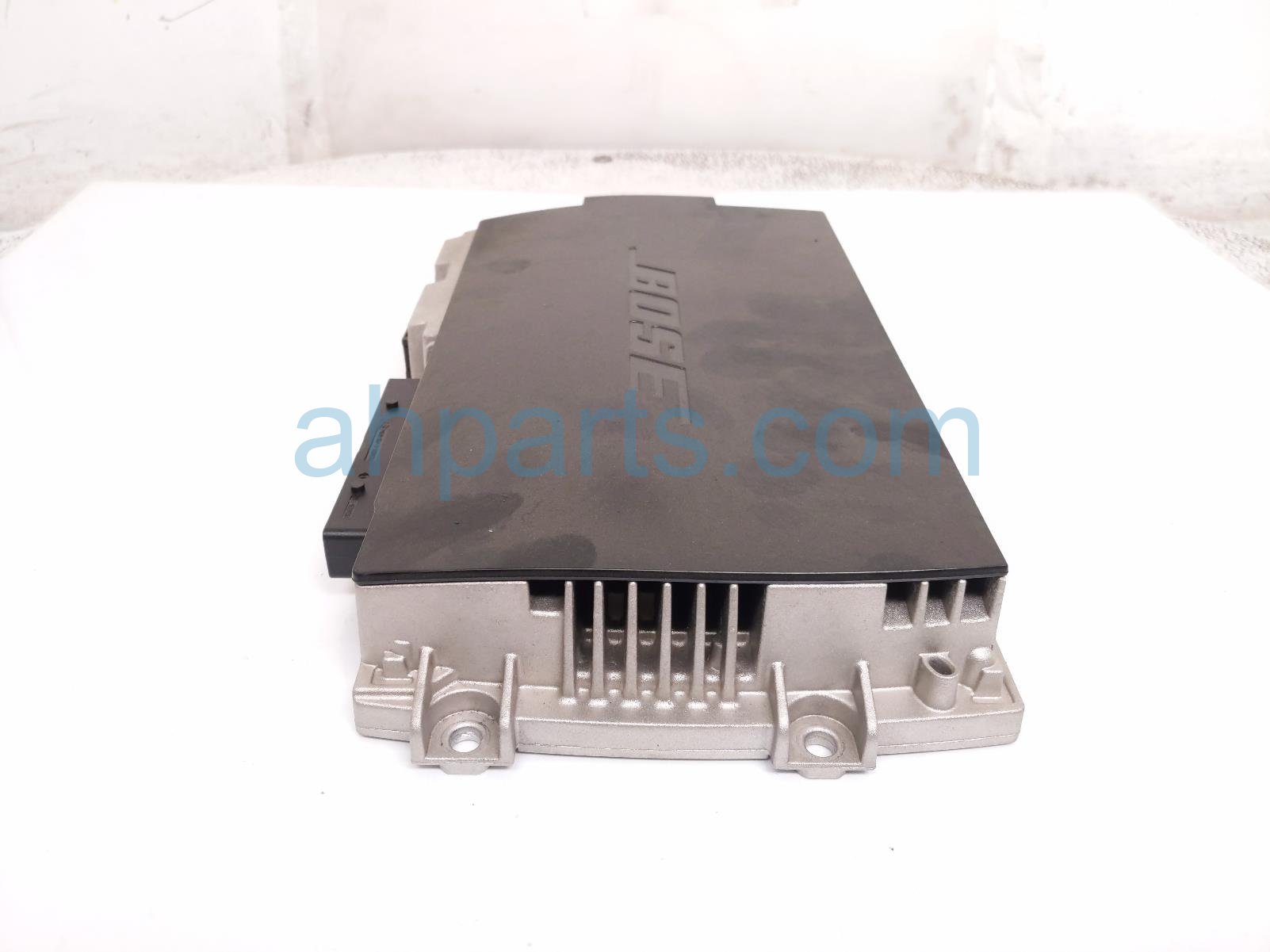 2014 Audi A6 Audi Bose Amplifier Assy 4G0 035 223 C Replacement 2014 Audi A6 Audi Bose Amplifier Assy 4G0 035 223 C Replacement thumbnail