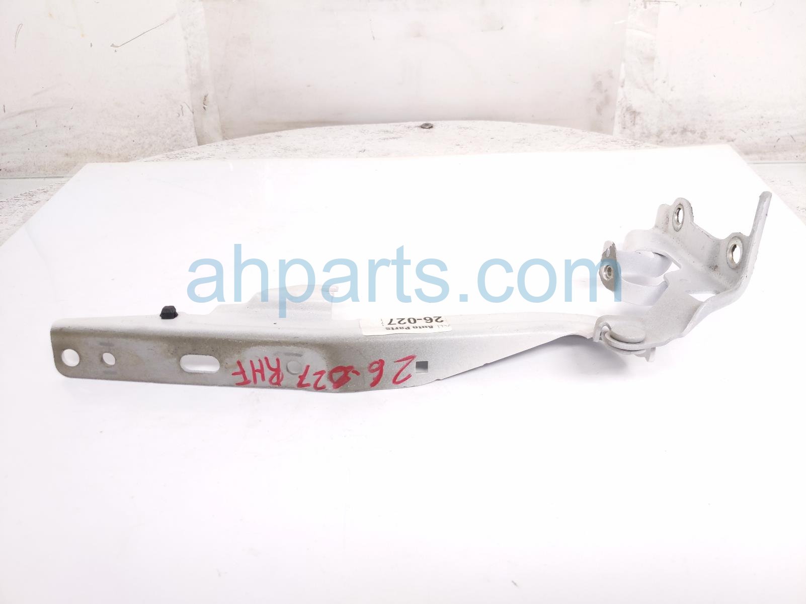 2025 Honda Pilot Passenger Hood Hinge White 60120 T90 A00ZZ Replacement 2025 Honda Pilot Passenger Hood Hinge White 60120 T90 A00ZZ Replacement thumbnail