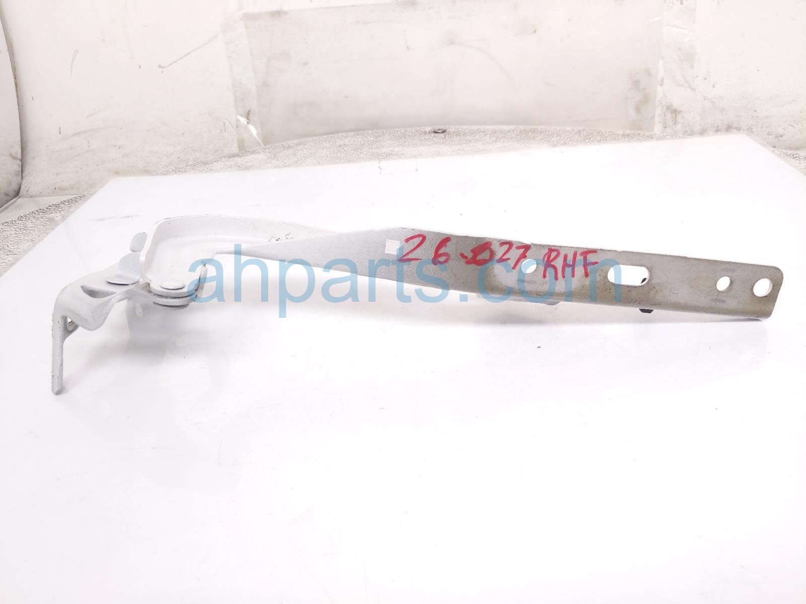 2025 Honda Pilot Passenger Hood Hinge White 60120 T90 A00ZZ Replacement 2025 Honda Pilot Passenger Hood Hinge White 60120 T90 A00ZZ Replacement thumbnail