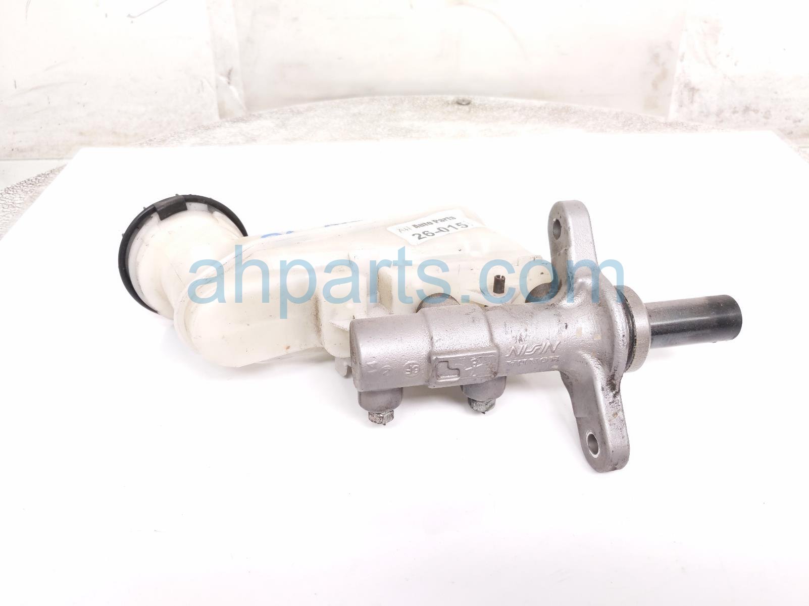 Honda BRAKE MASTER CYLINDER W/RESERVOIR