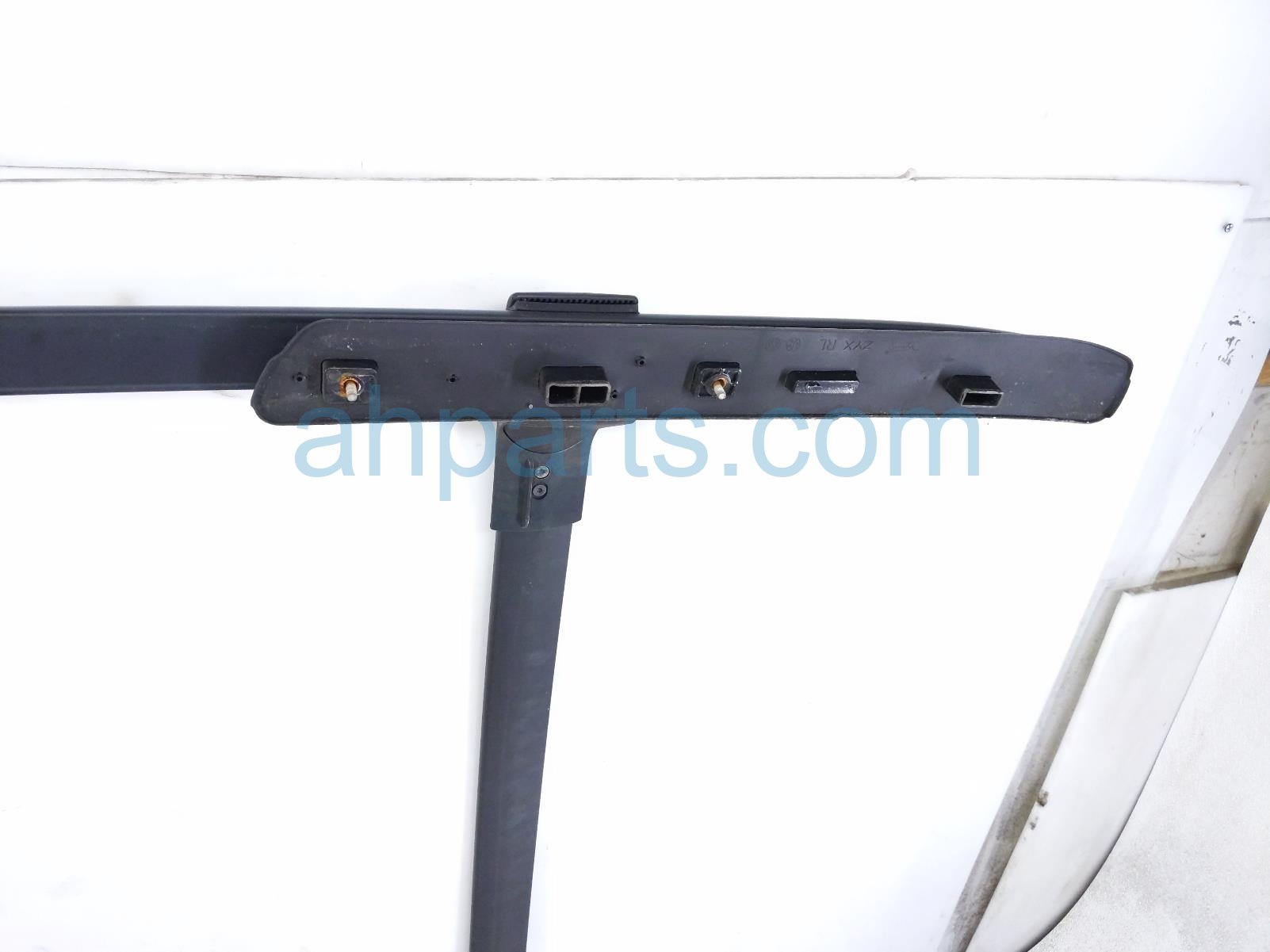 2018 Jeep Renegade Luggage Rack Driver & Passenger Roof Rails & Crossbar Blk 5VX95LXHAA Replacement 2018 Jeep Renegade Luggage Rack Driver & Passenger Roof Rails & Crossbar Blk 5VX95LXHAA Replacement thumbnail