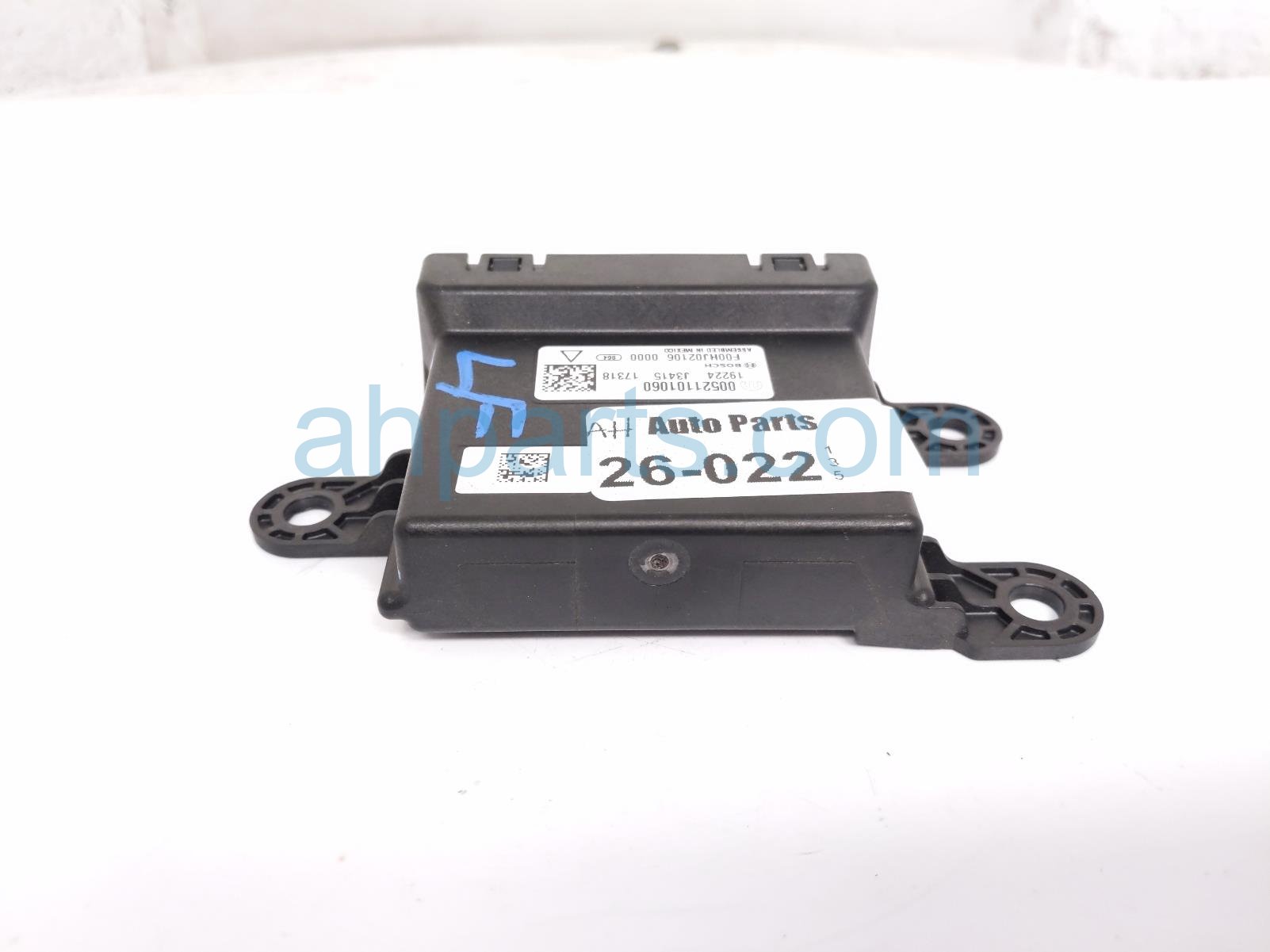 2018 Jeep Renegade Parking Assist Control Module 00521101060 Replacement 2018 Jeep Renegade Parking Assist Control Module 00521101060 Replacement thumbnail