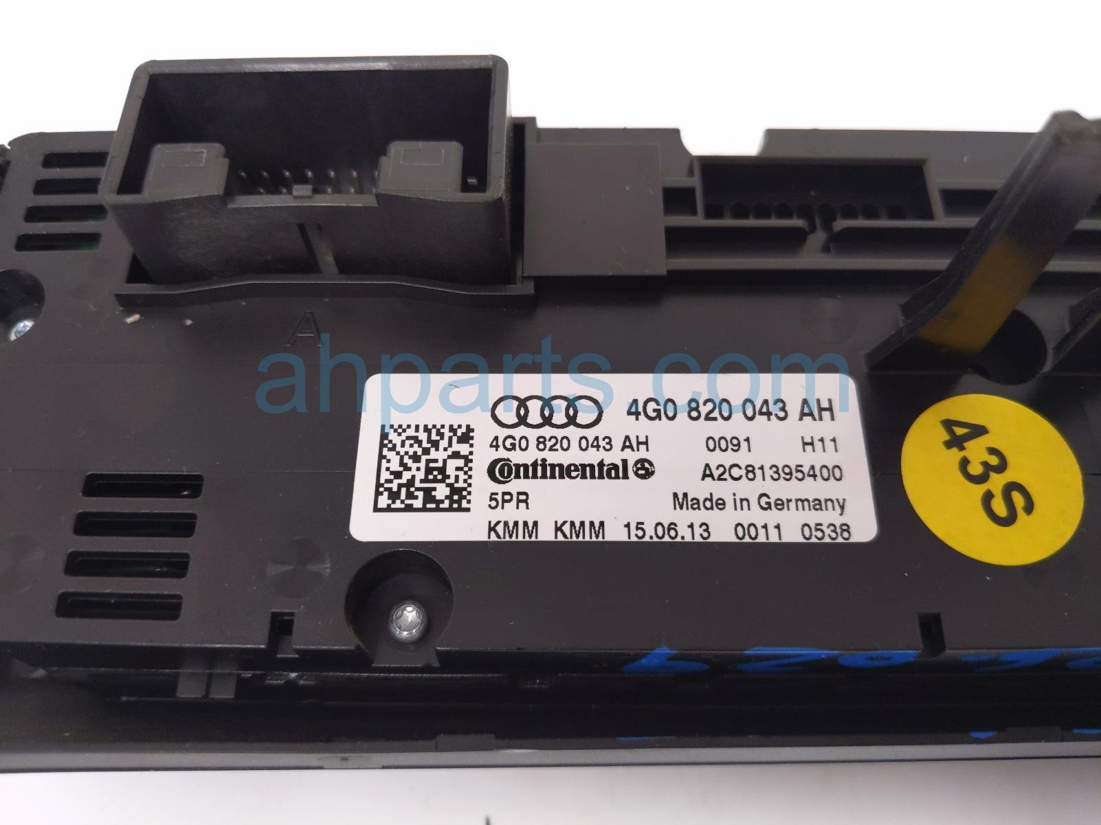 2014 Audi A6 Audi Temperature Ac A/c Heater Climate Controls(on Dash) 4G0 820 043 BG 5PR Replacement 2014 Audi A6 Audi Temperature Ac A/c Heater Climate Controls(on Dash) 4G0 820 043 BG 5PR Replacement thumbnail