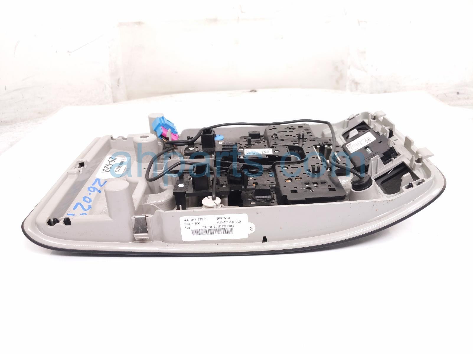 2014 Audi A6 Audi Overhead Console / Map Light Black 4G0 947 135 G 6PS Replacement 2014 Audi A6 Audi Overhead Console / Map Light Black 4G0 947 135 G 6PS Replacement thumbnail