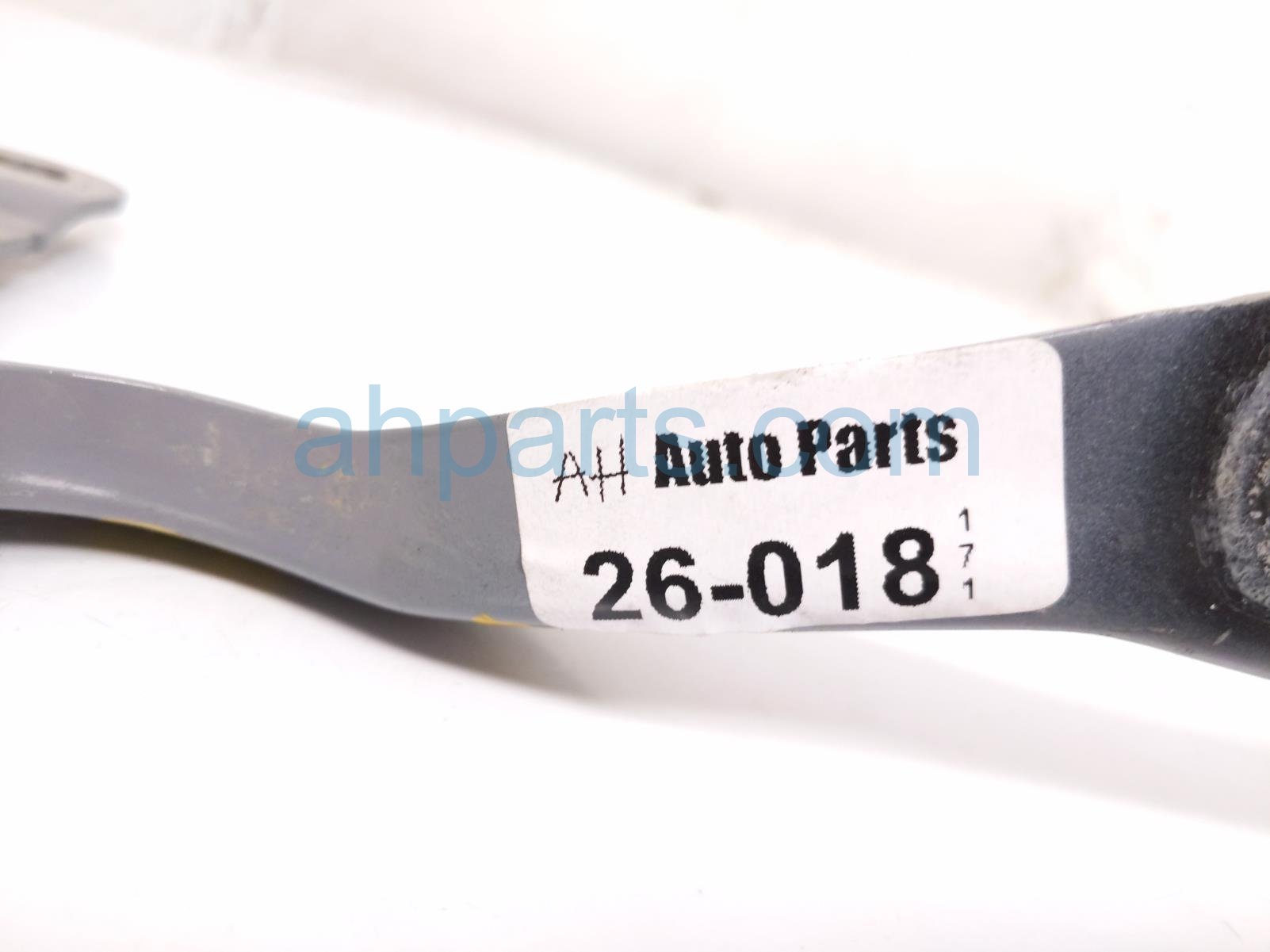 2024 Chevy Silverado 1500 Hinge Passenger Hood Hing Gray 84500495 Replacement 2024 Chevy Silverado 1500 Hinge Passenger Hood Hing Gray 84500495 Replacement thumbnail