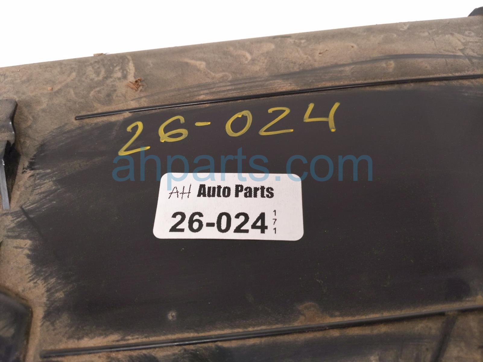 2014 Lexus Is 250 Fuel Vapor Charcoal Canister 2.5l 77740 30360 Replacement 2014 Lexus Is 250 Fuel Vapor Charcoal Canister 2.5l 77740 30360 Replacement thumbnail
