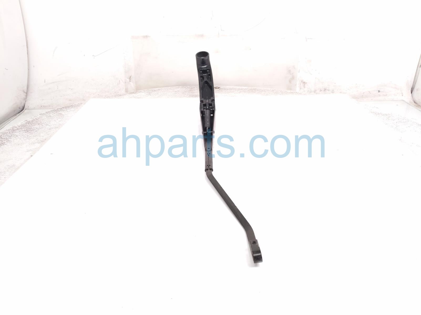 2024 Chevy Silverado 1500 Passenger Windshield Wiper Arm 23387855 Replacement 2024 Chevy Silverado 1500 Passenger Windshield Wiper Arm 23387855 Replacement thumbnail