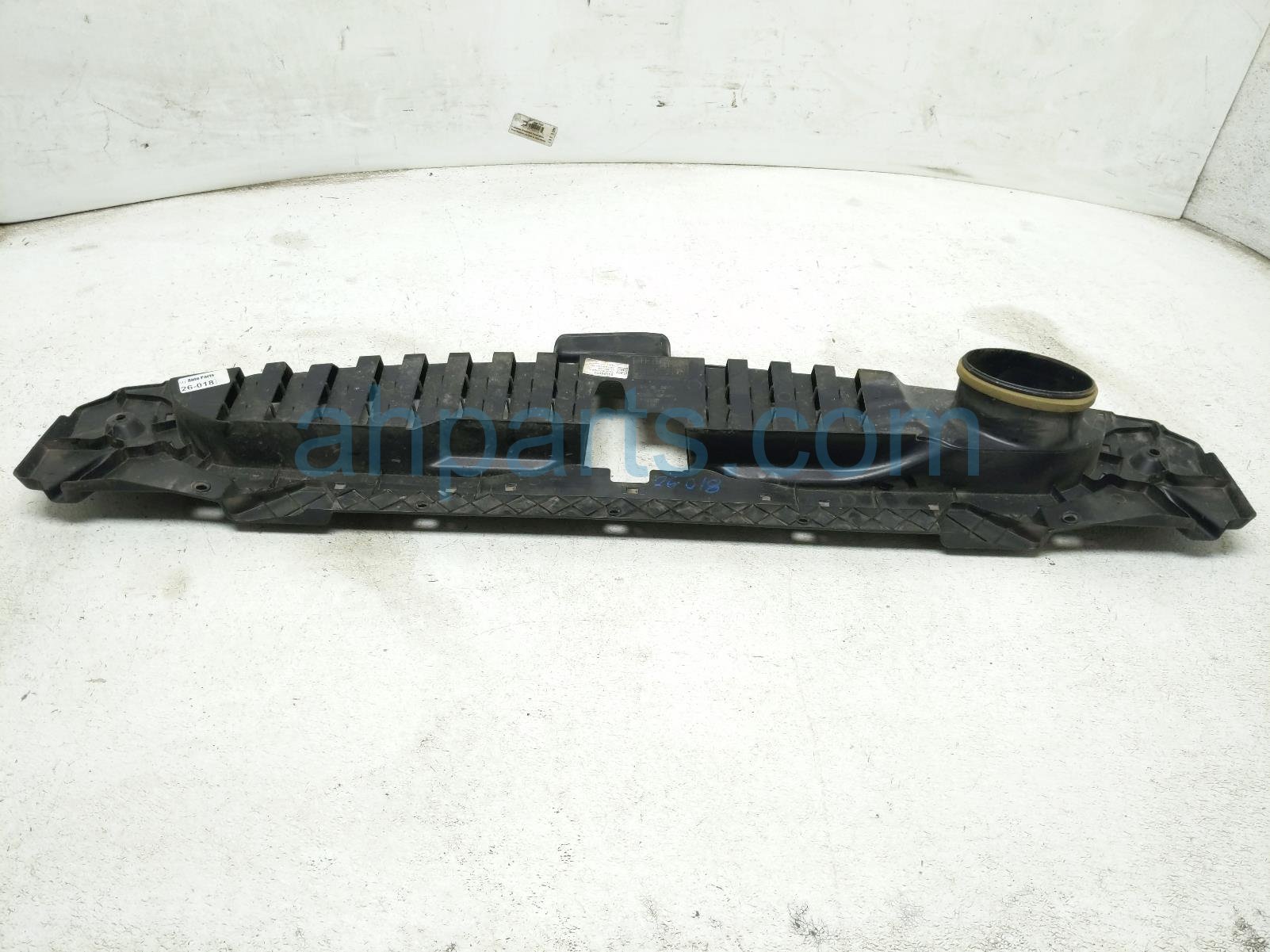 2024 Chevy Silverado 1500 Grille Upper Radiator Support Sight Shield 84535853 Replacement 2024 Chevy Silverado 1500 Grille Upper Radiator Support Sight Shield 84535853 Replacement thumbnail