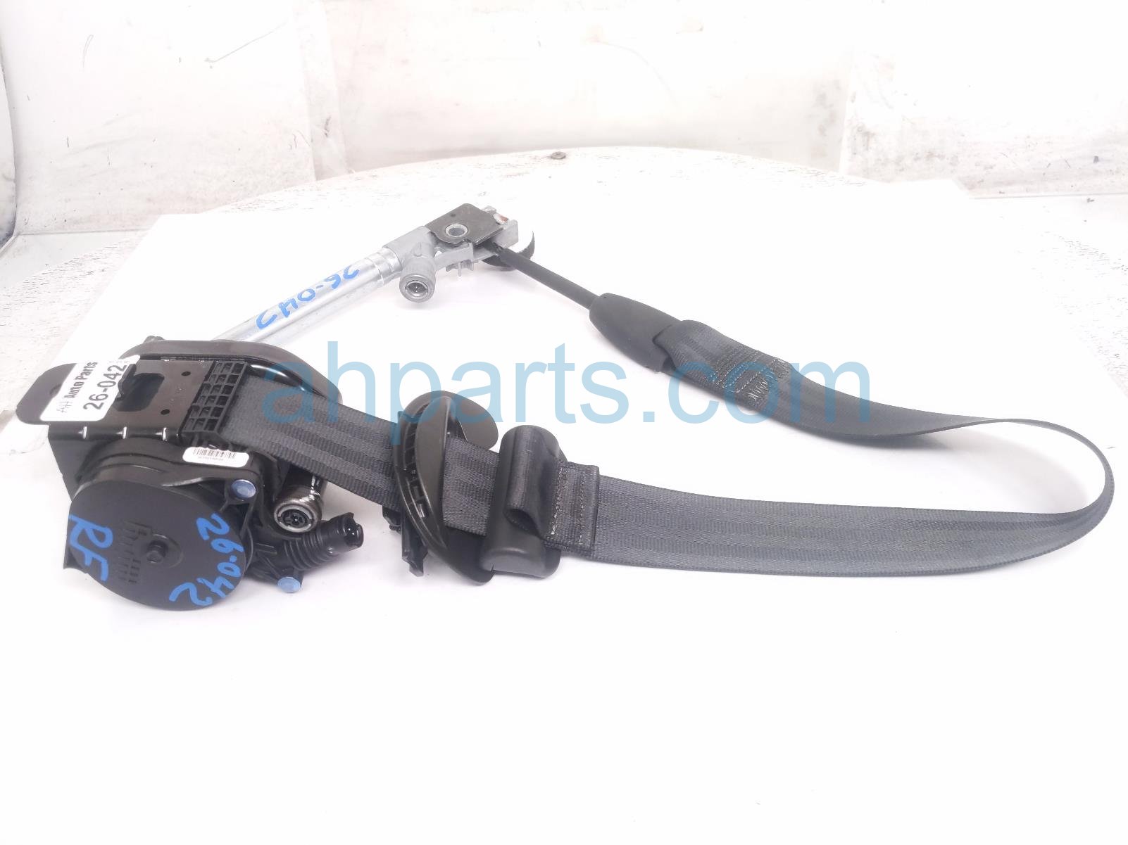 Ford FR/RH SEAT BELT - BLACK