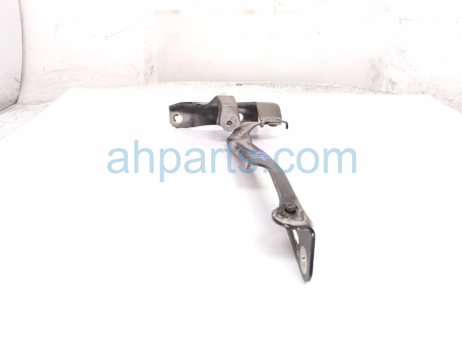 2017 Honda Civic Passenger Hood Hinge Black 60120 TBA A00ZZ Replacement 2017 Honda Civic Passenger Hood Hinge Black 60120 TBA A00ZZ Replacement thumbnail